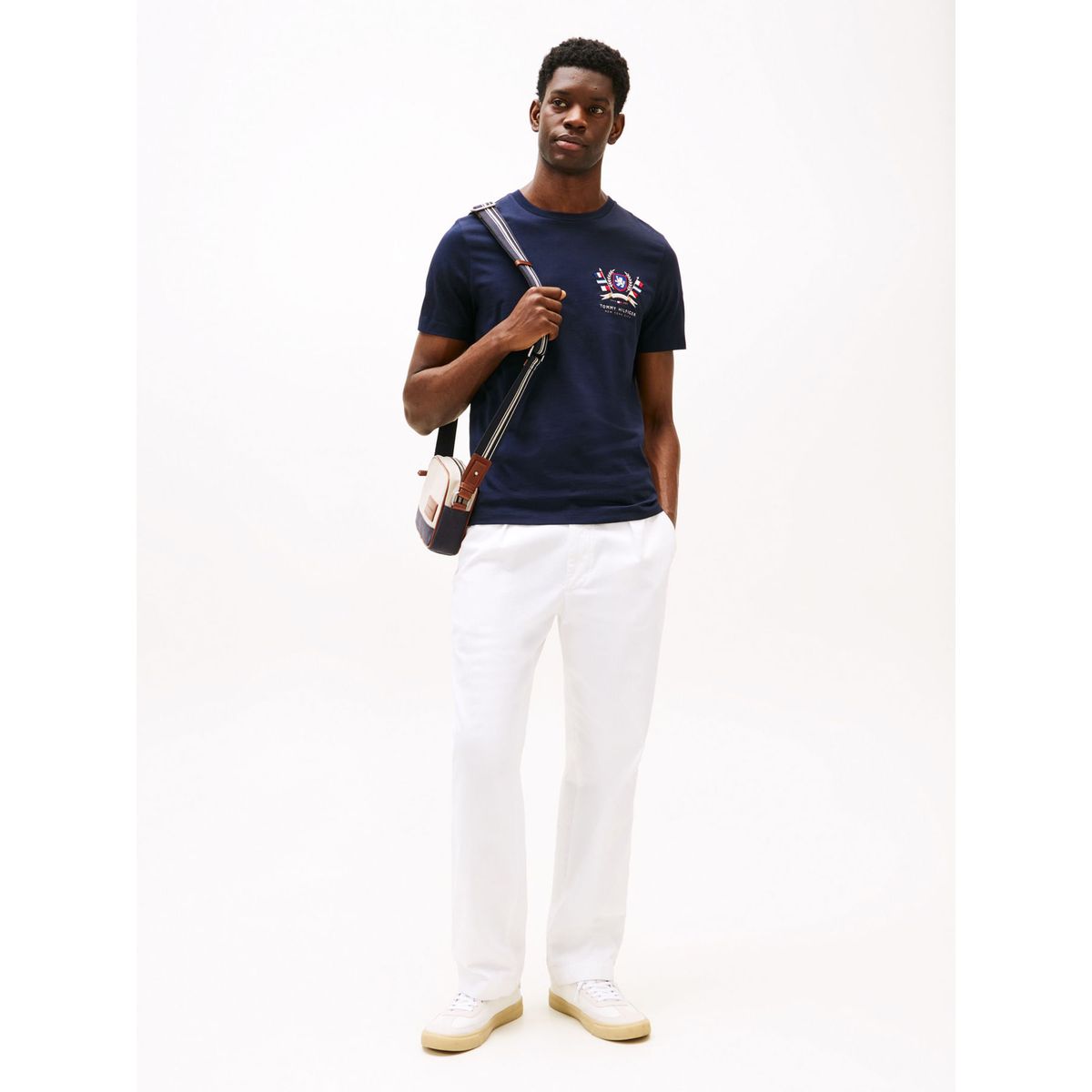 TOMMY HILFIGER - CAMISETA HILFIGER COLOUR CREST TEE