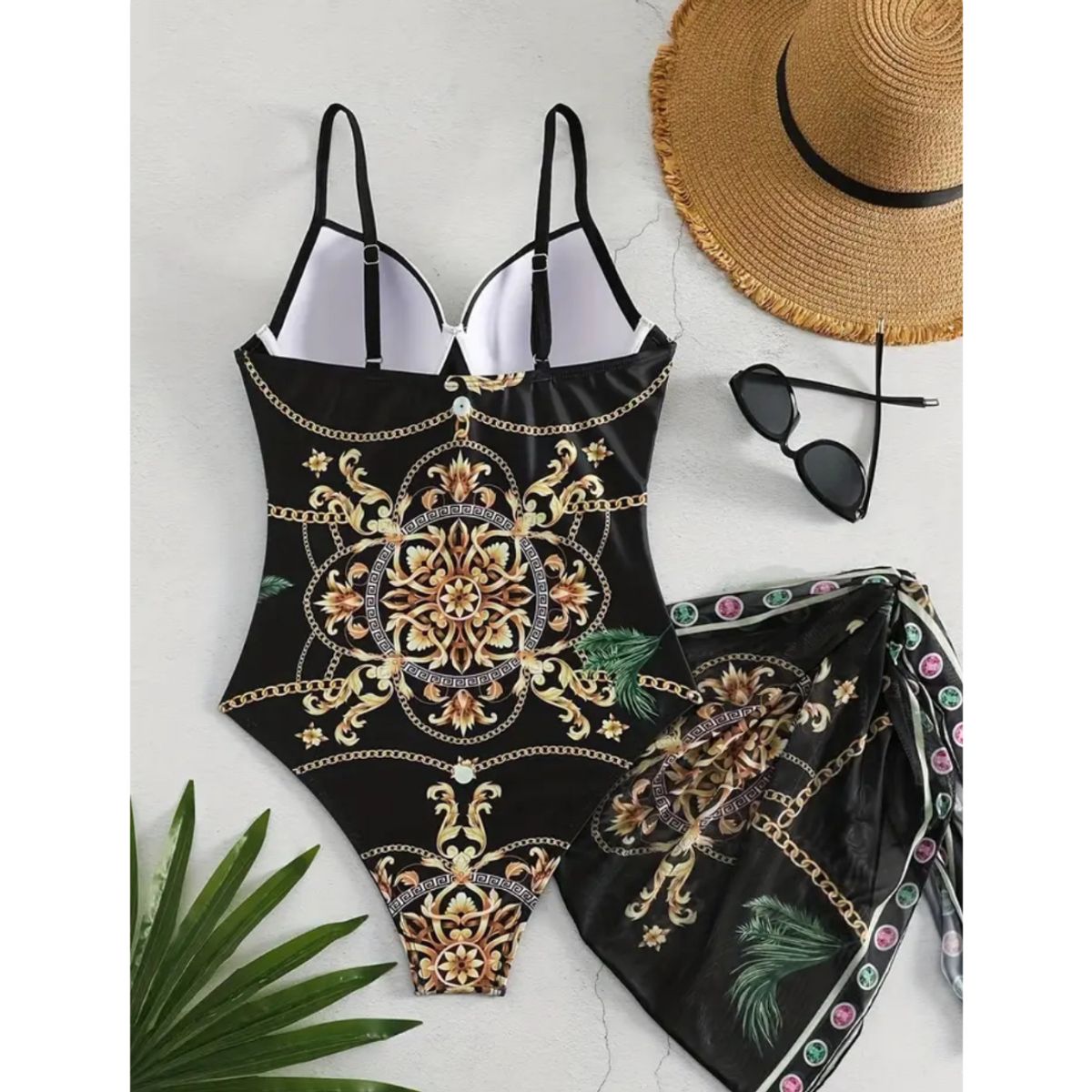 GENERICO - TRAJE DE BAÑO CON FORRO INTERNO Y COPA  - INCLUYE PAREO