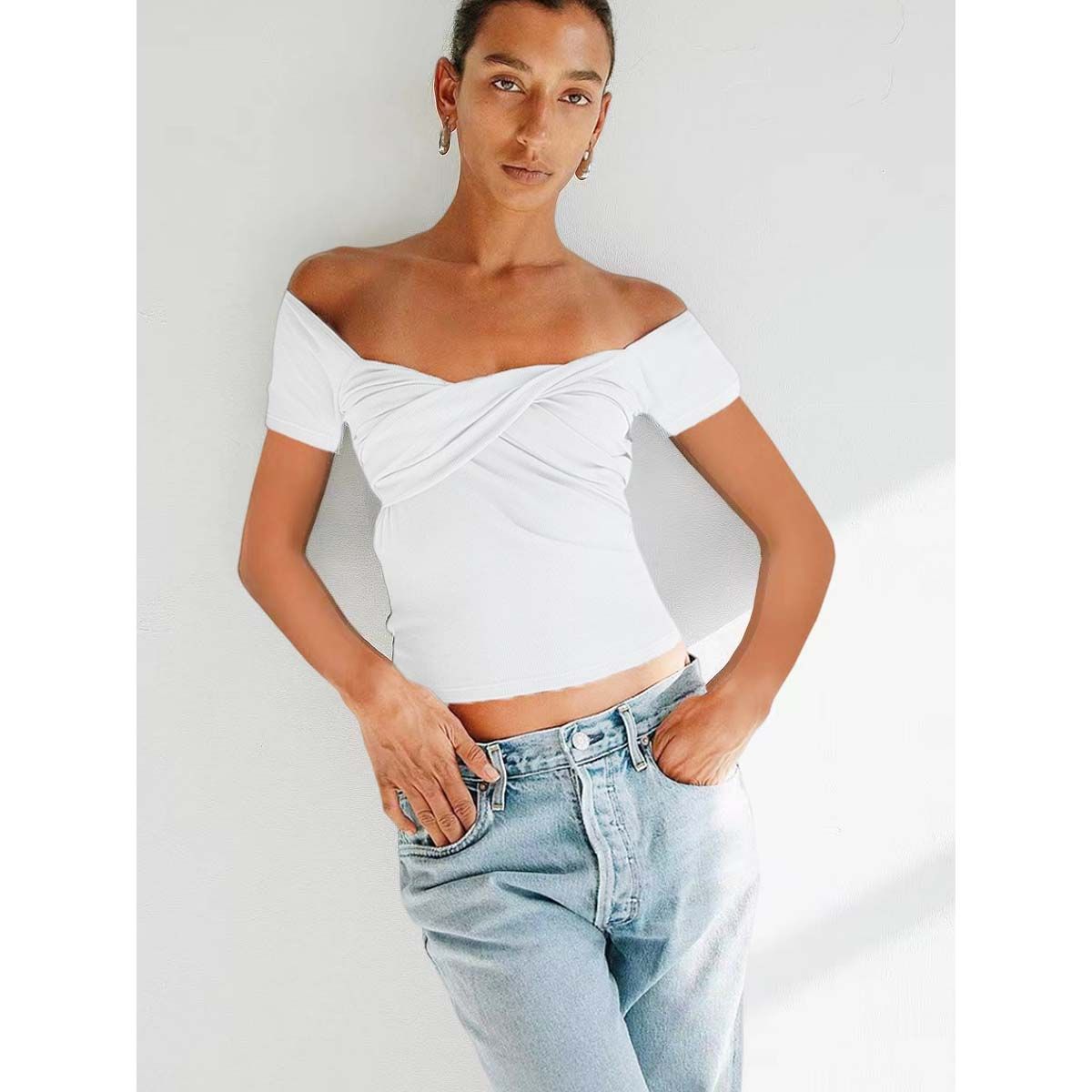 42AROZINA - Top Mujer Color Sólido Sin Tirantes Slim Fit Manga Corta