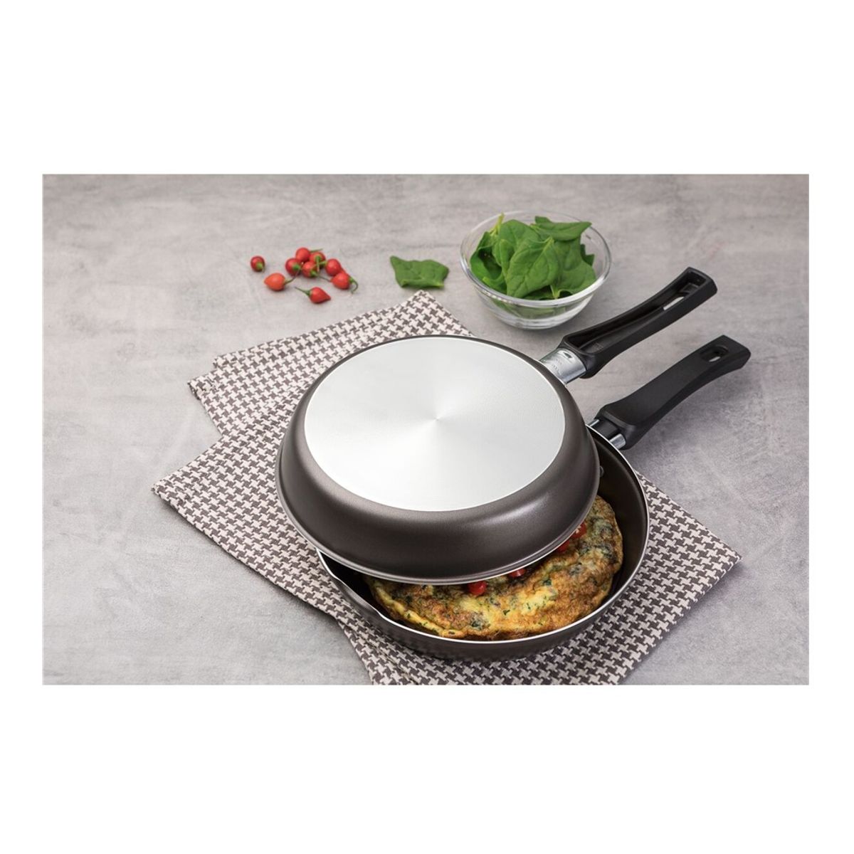TRAMONTINA - SARTEN OMELETERA 20 CM DIAMETRO NEGRO LORETO TRAMONTINA
