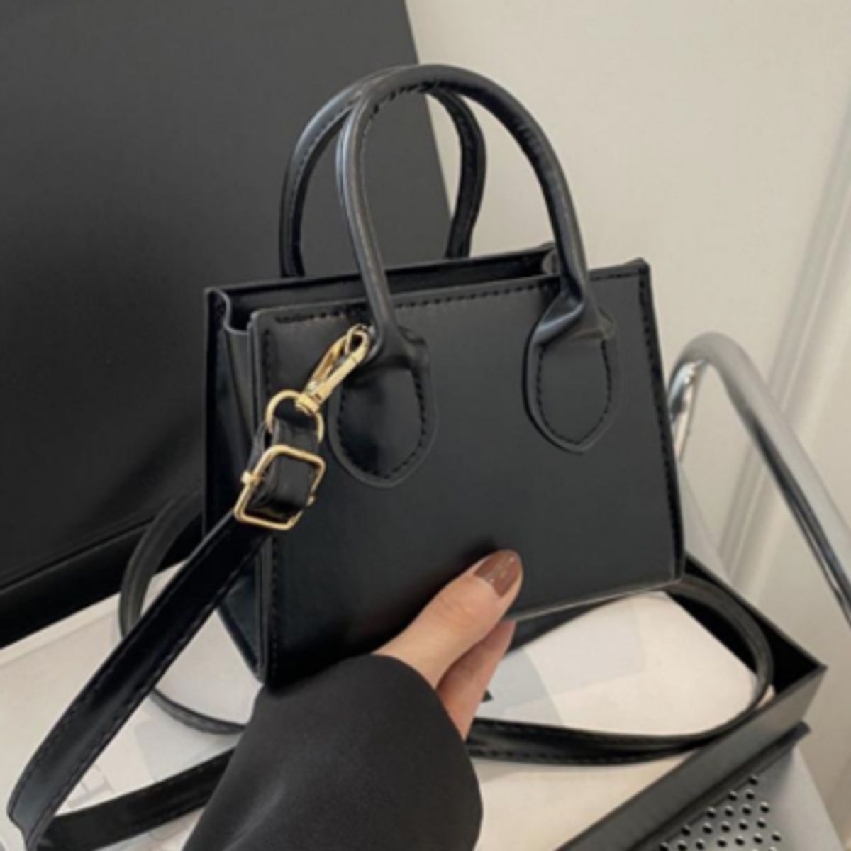 GENERICO - CARTERA MINI AURA NEGRO