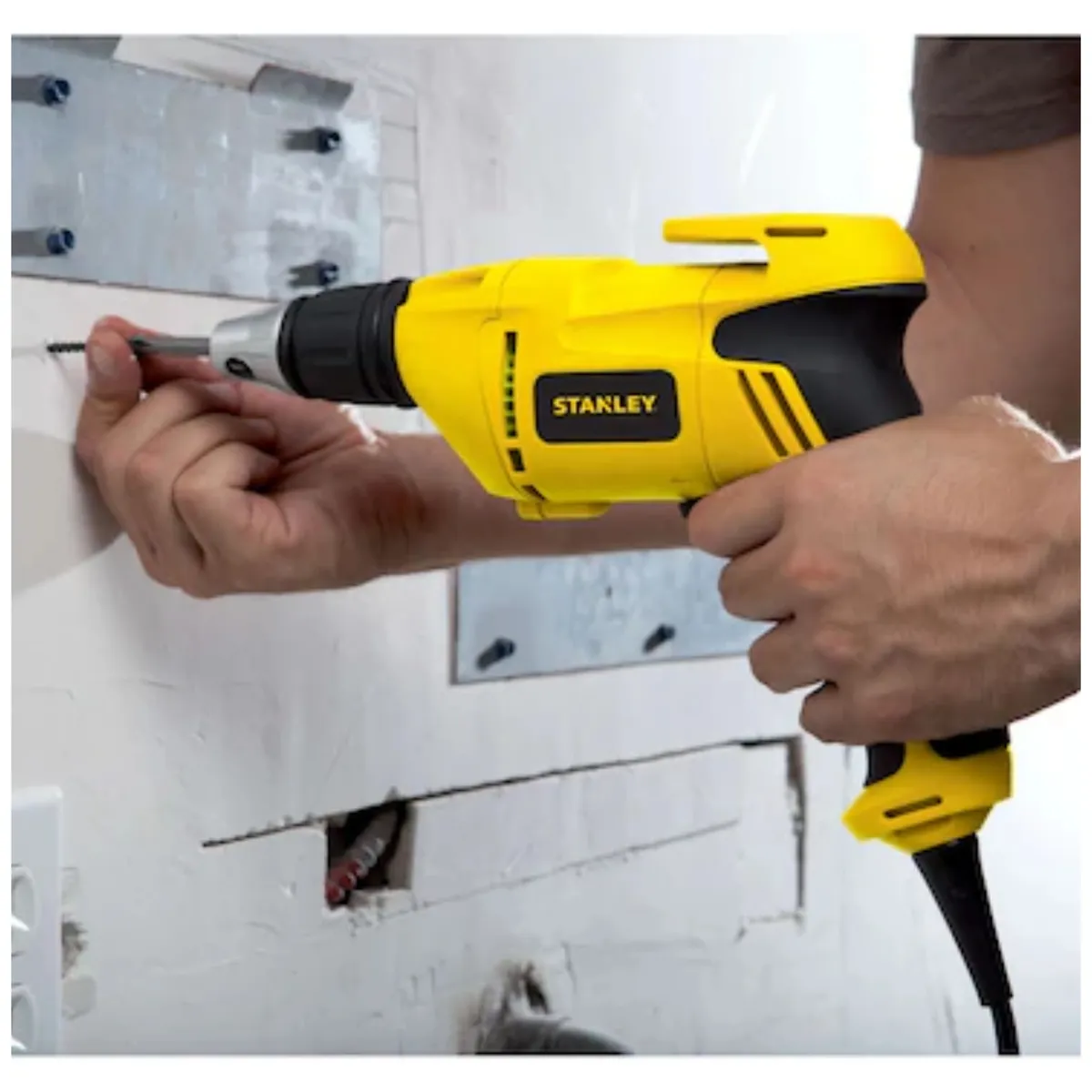 STANLEY - ATORNILLADOR PARA DRYWALL 520W STANLEY