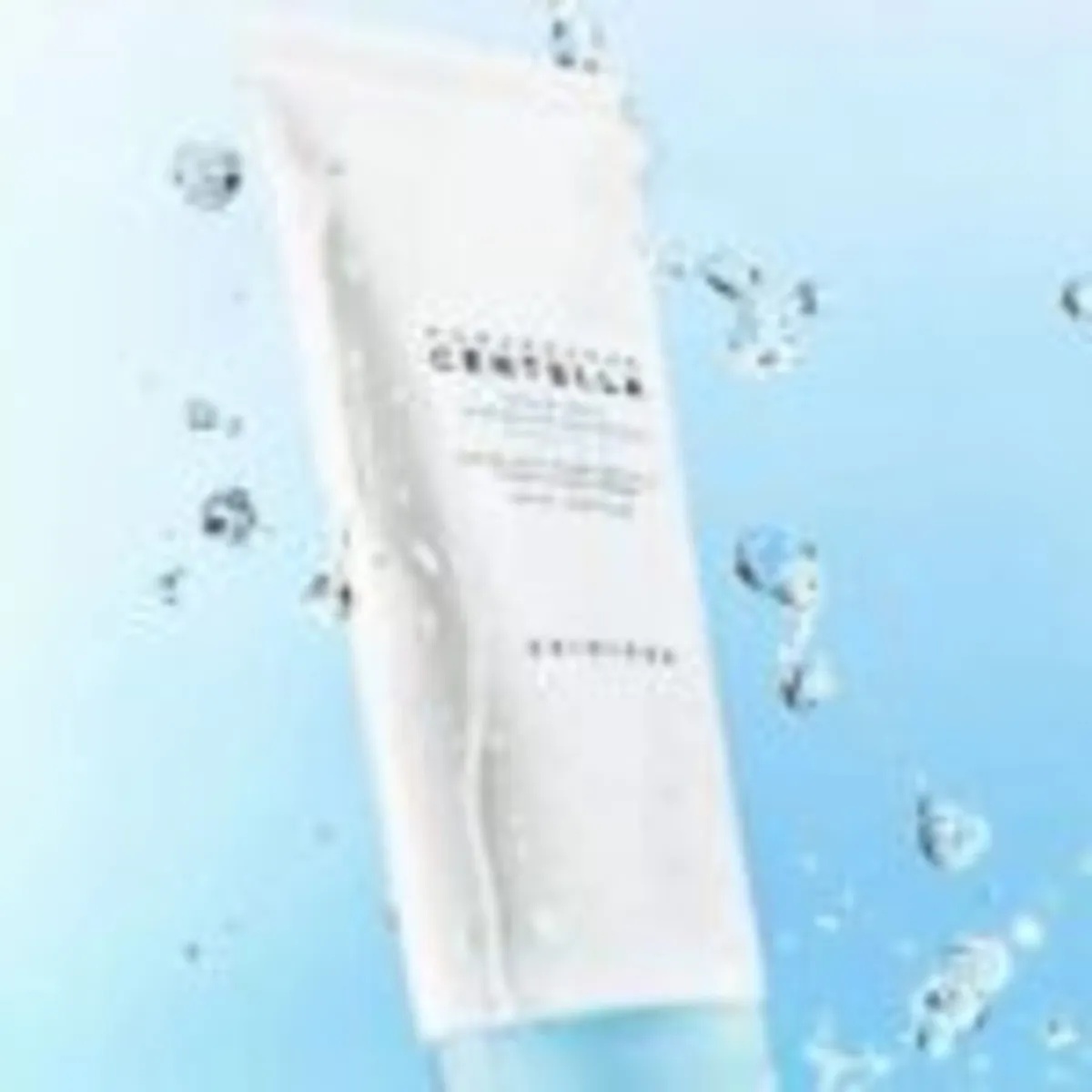 SKIN1004 - HYALU-CICA WATER-FIT SUN SERUM SPF50+ PA++++ 100ML MADAGASCAR CENTELLA