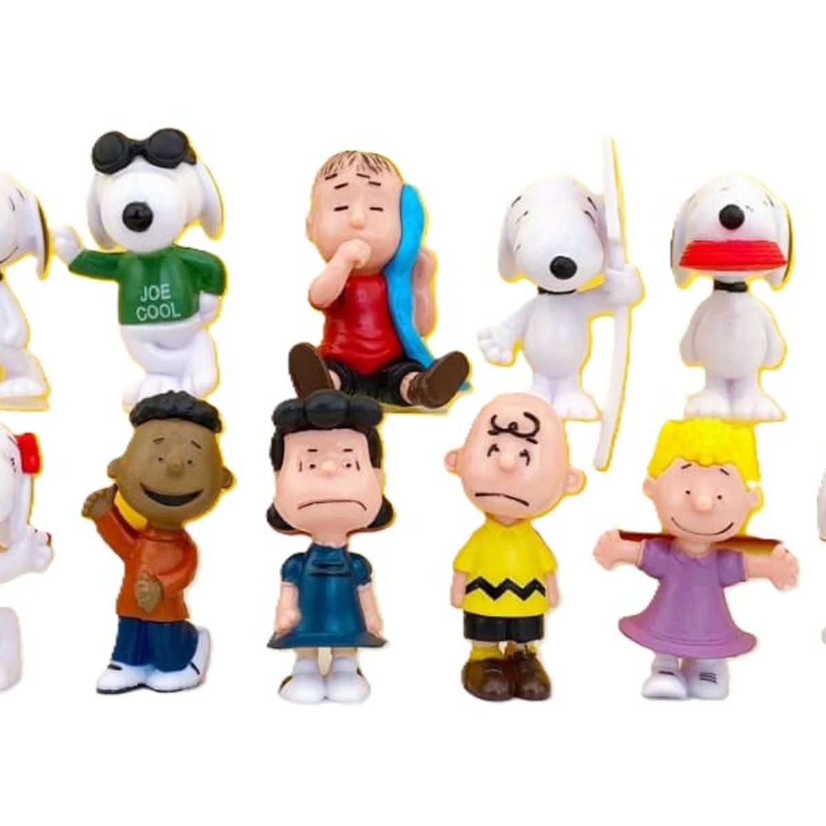 GENERICO - CHARLIE BROWN Y SNOOPY 12 UNID