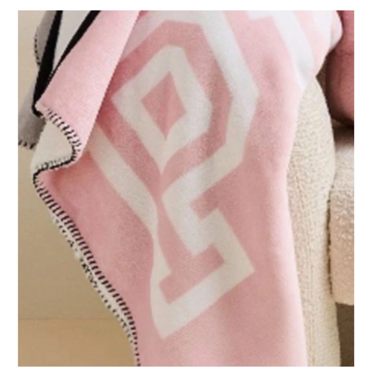 PINK - MANTA LOGO PINK VICTORIA’S SECRET SHERPA