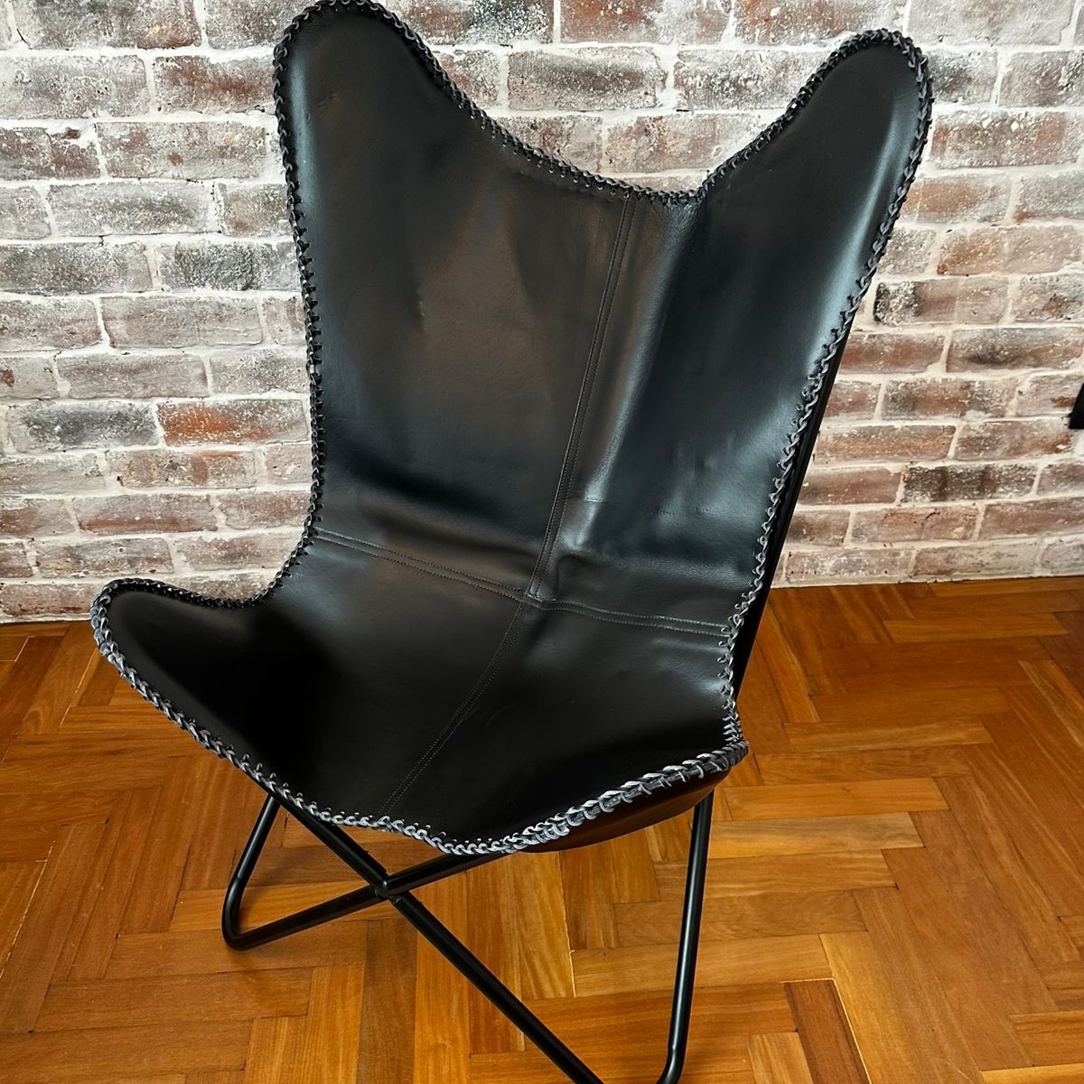 ANTIQUE DECCO - Silla Butaca Mariposa BFK Cuero Genuino Negro Sitial