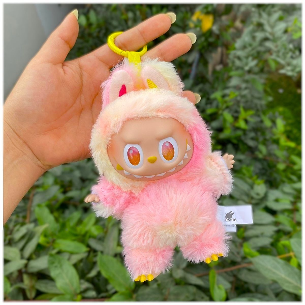 PEQUEÑAS TRAVESURAS - Peluche Bubu Big Into Energy Dupe A1 Alta Calidad