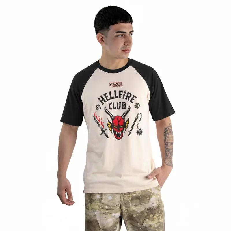 STRANGER THINGS - Polo Manga Corta Stranger Things Hombre Perla Algodòn