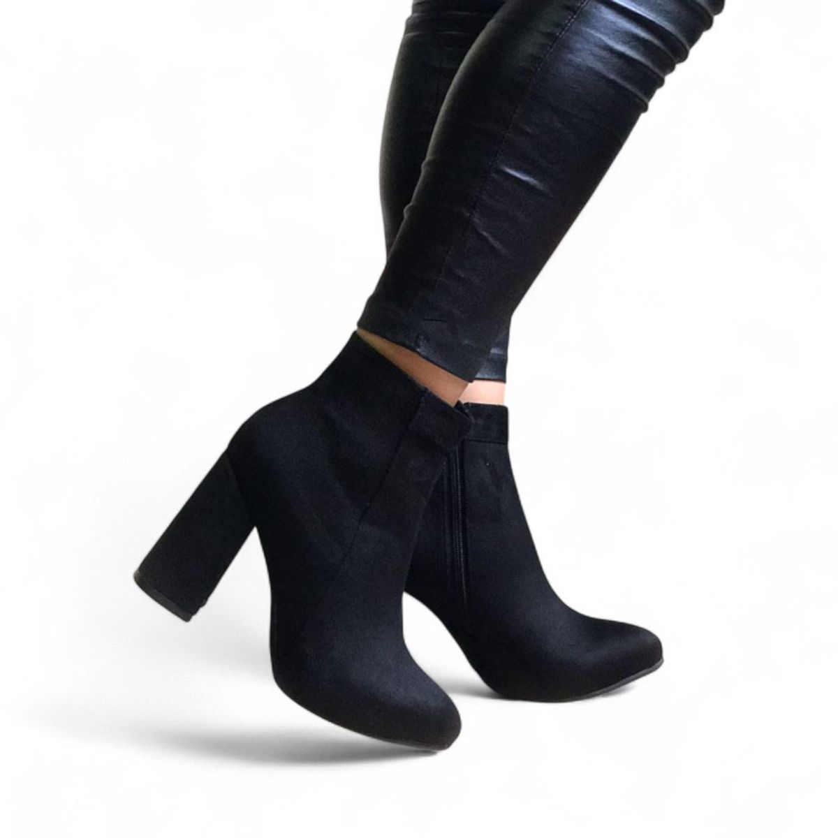 GENERICO - Taco 9 Bota Mujer Clasica Gamuza 2086L-60 Color Negro