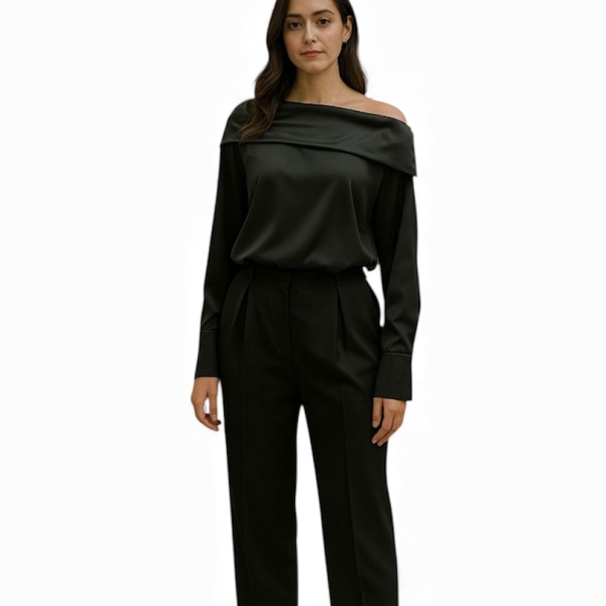 AMA OUTFITTERS - BLUSA OFF SHOULER SATINADA GAIA