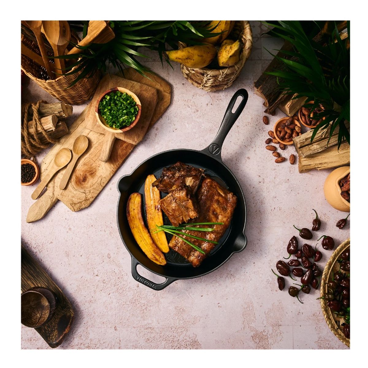 VICTORIA - SARTEN DE HIERRO FUNDIDO VICTORIA MODELO JAGUAR 30 CM DIAMETRO