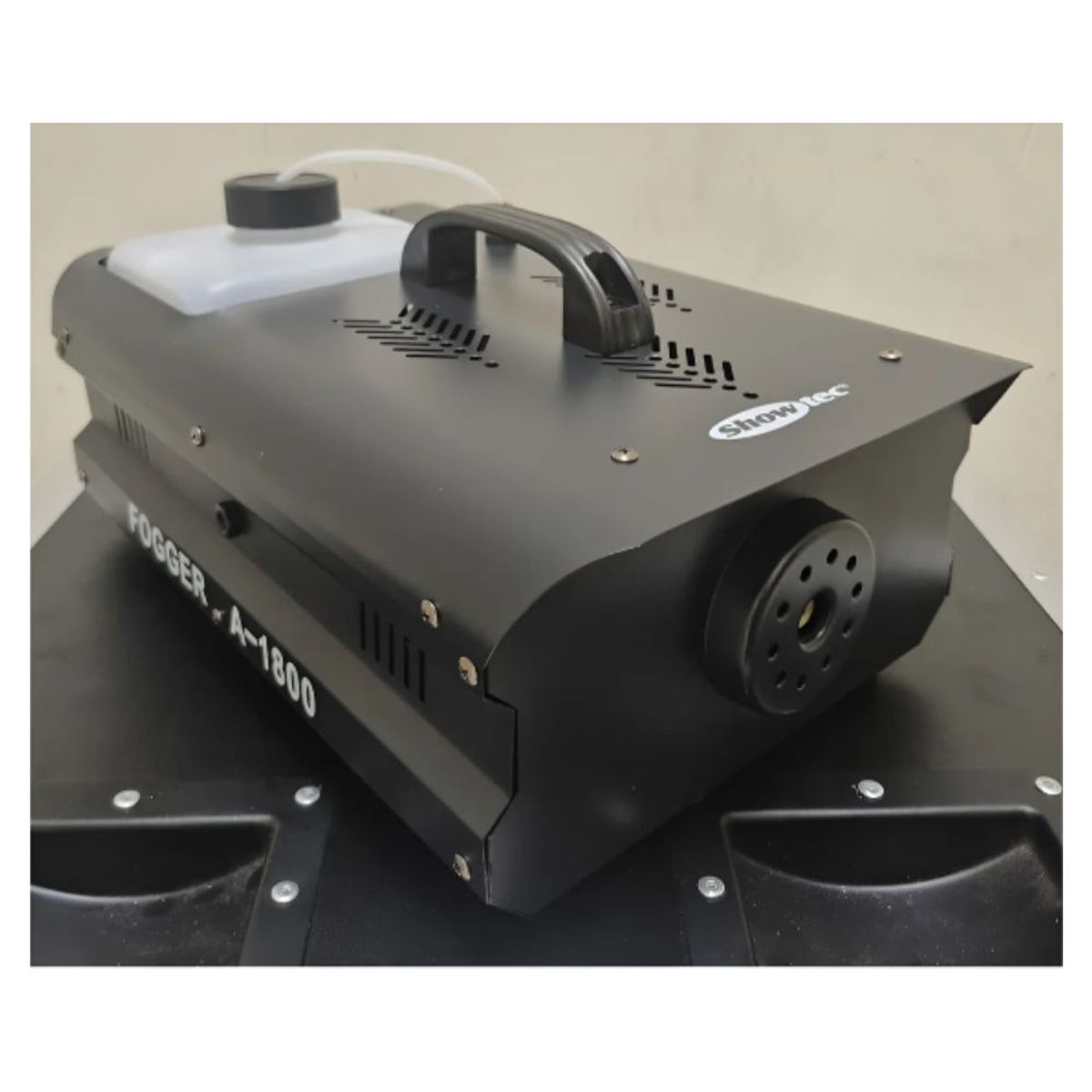 GENERICO - Máquina de Humo 1800W con Luz RGB y Control Remoto