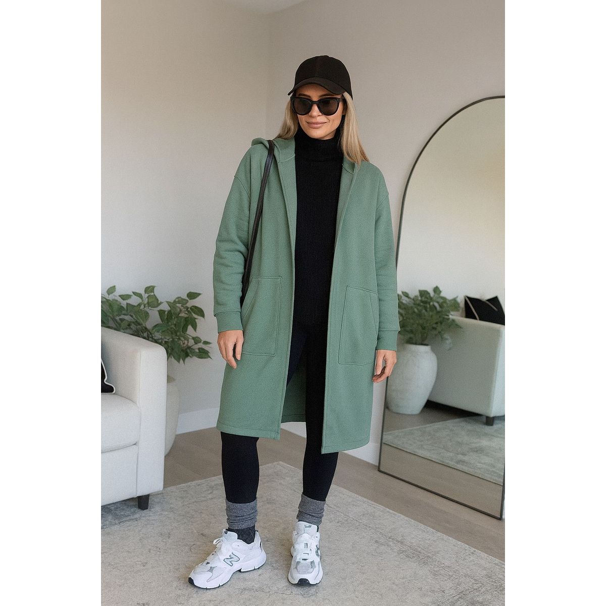 AMA OUTFITTERS - CHAQUETA CON CAPUCHA PARIS