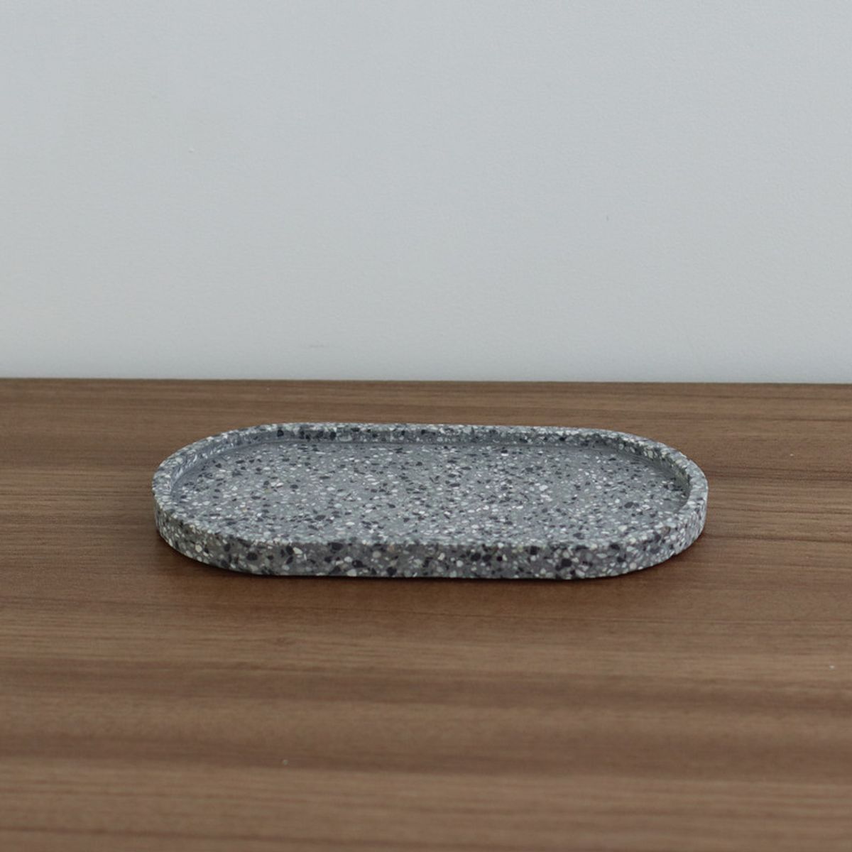 NIABEL - Bandeja Ovalada Terrazo Gris