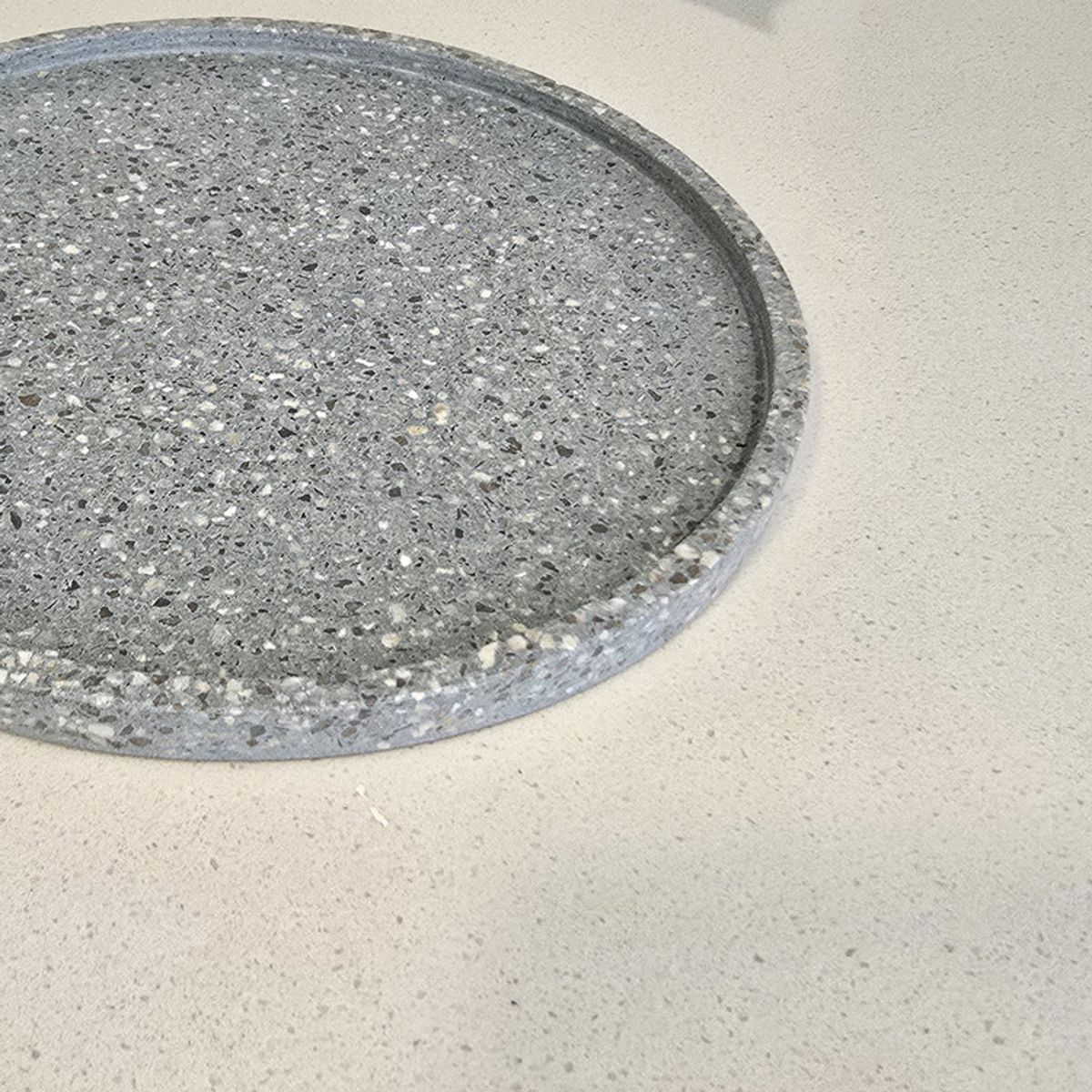 NIABEL - Bandeja Circular Terrazo Verde Agua