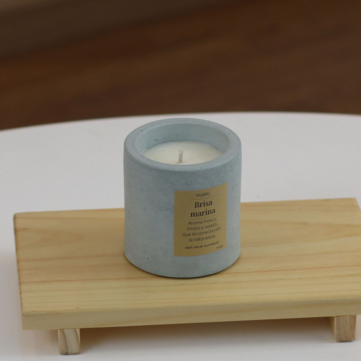 NIABEL - Velas aromática Brisa Marina en Concreto Verde Agua