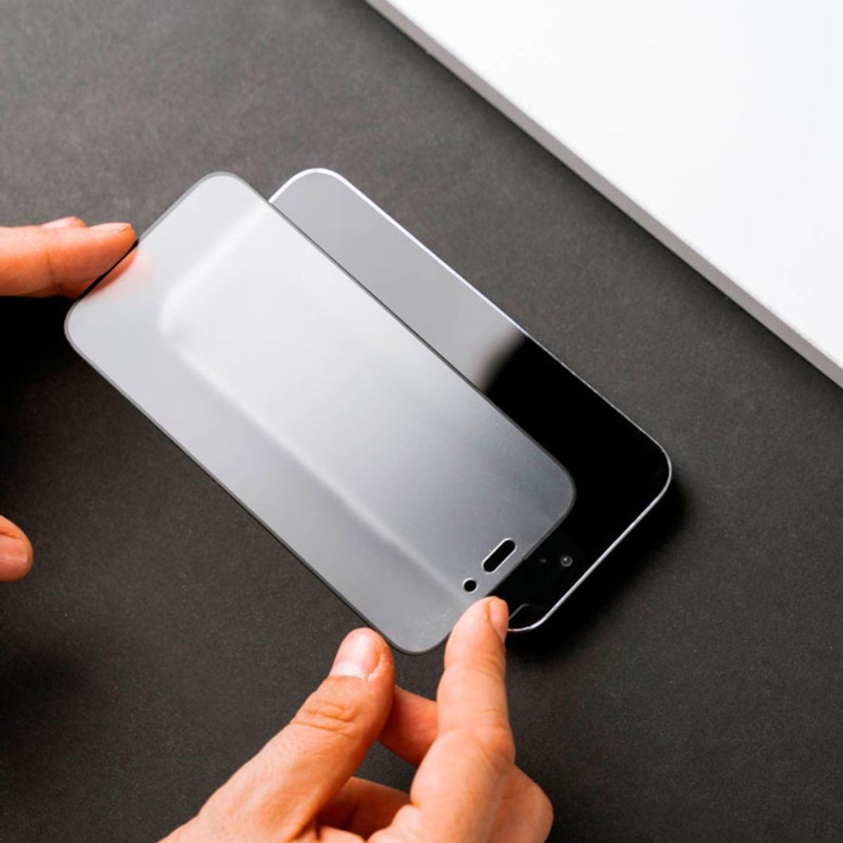 GENERICO - Mica de Vidrio Mate Para Iphone 16e