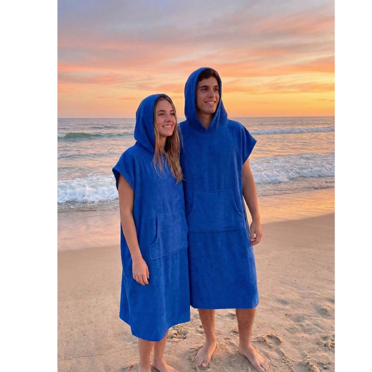 GENERICO - TOALLA DE PLAYA O PISCINA CON CAPUCHA UNISEX - MICROFIBRA