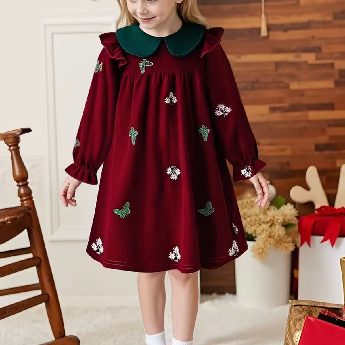 GENERICO - VESTIDO DE NIÑA DE TEMATICA DE NAVIDAD