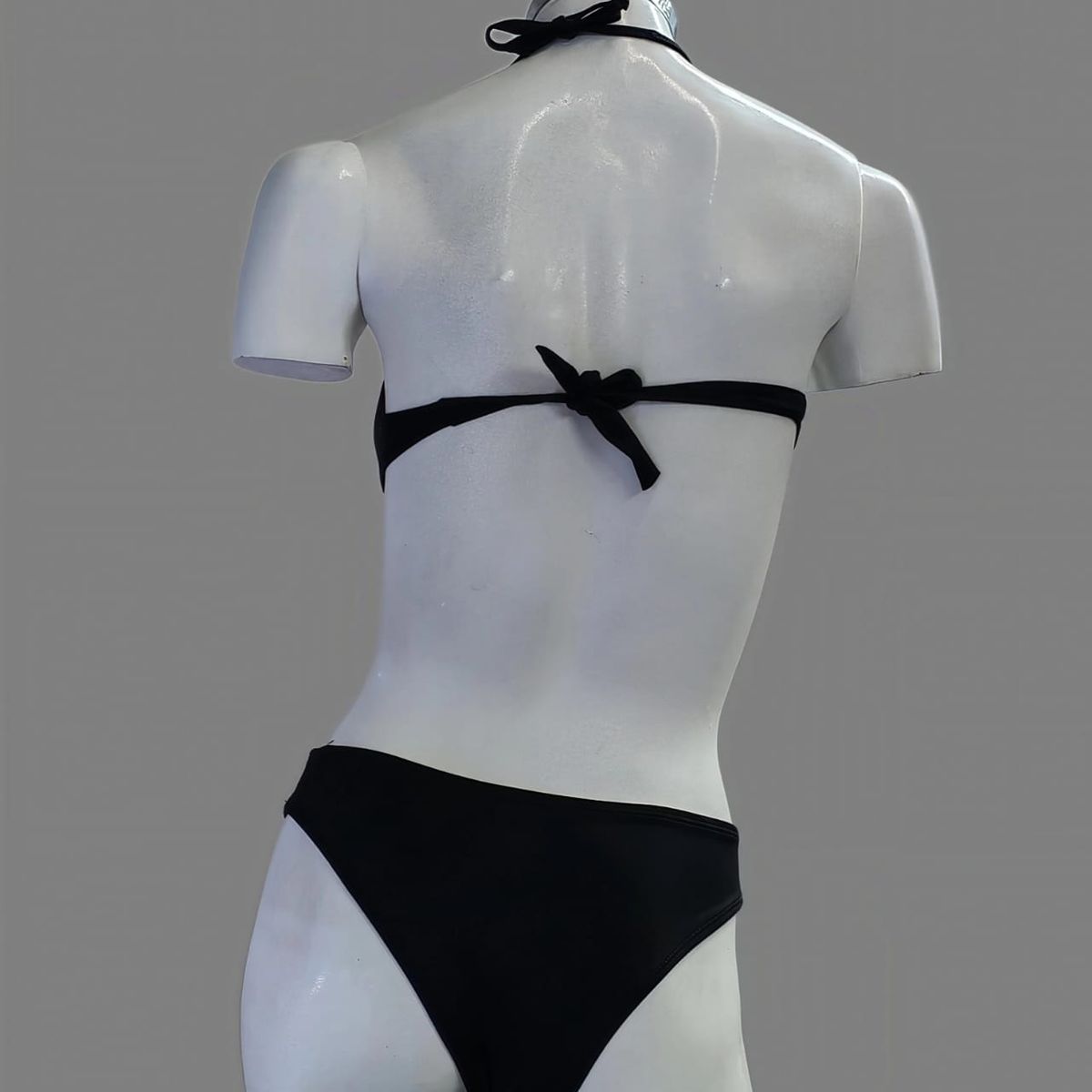 GENERICO - BIKINI Ropa de Baño Bañador Dos Piezas NEGRO  detalle tiras cruzadas Cuello Talla M  Dealcoba