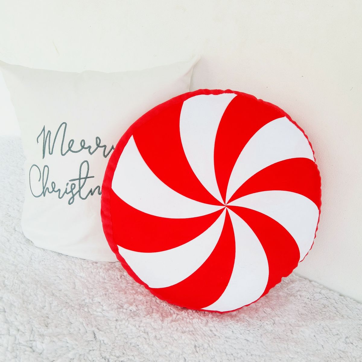 GENERICO - COJÍN NAVIDEÑO CANDY REDONDO