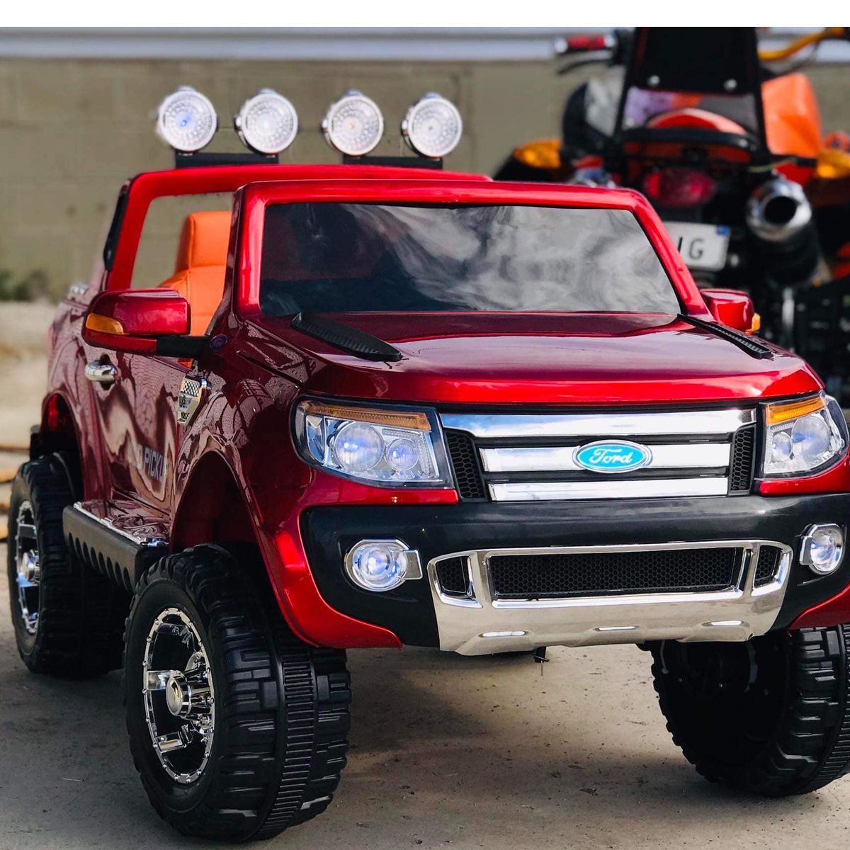 GENERICO - Carro a Batería Ford Ranger Rojo Para Niños 4x4 Licenciado