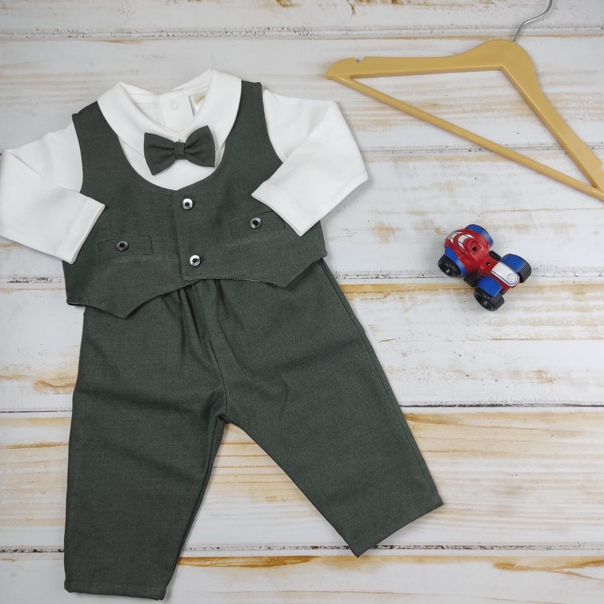 BANNITAS - Terno de niño BRUNO verde