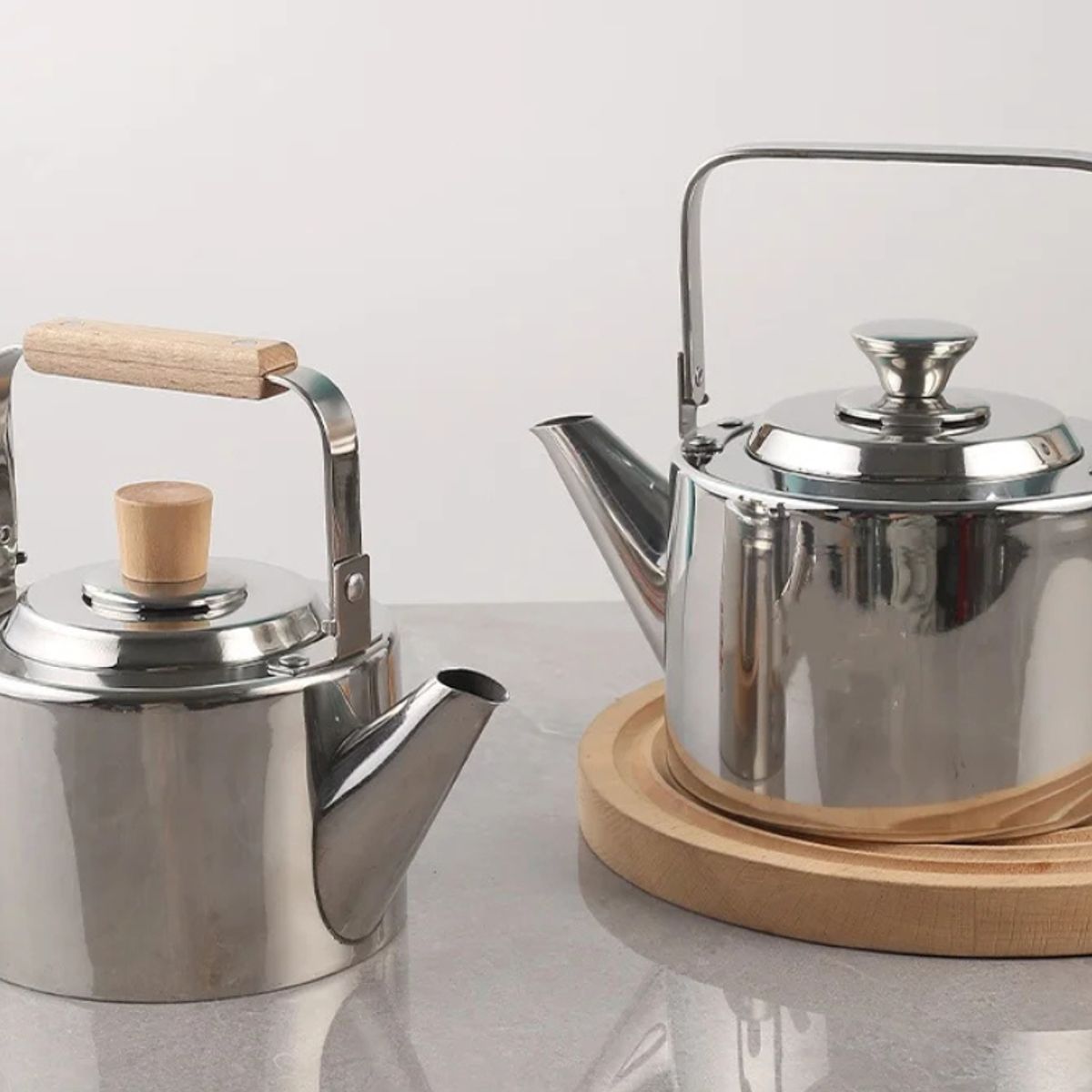 GENERICO - Tetera de acero inoxidable con colador 1 litro