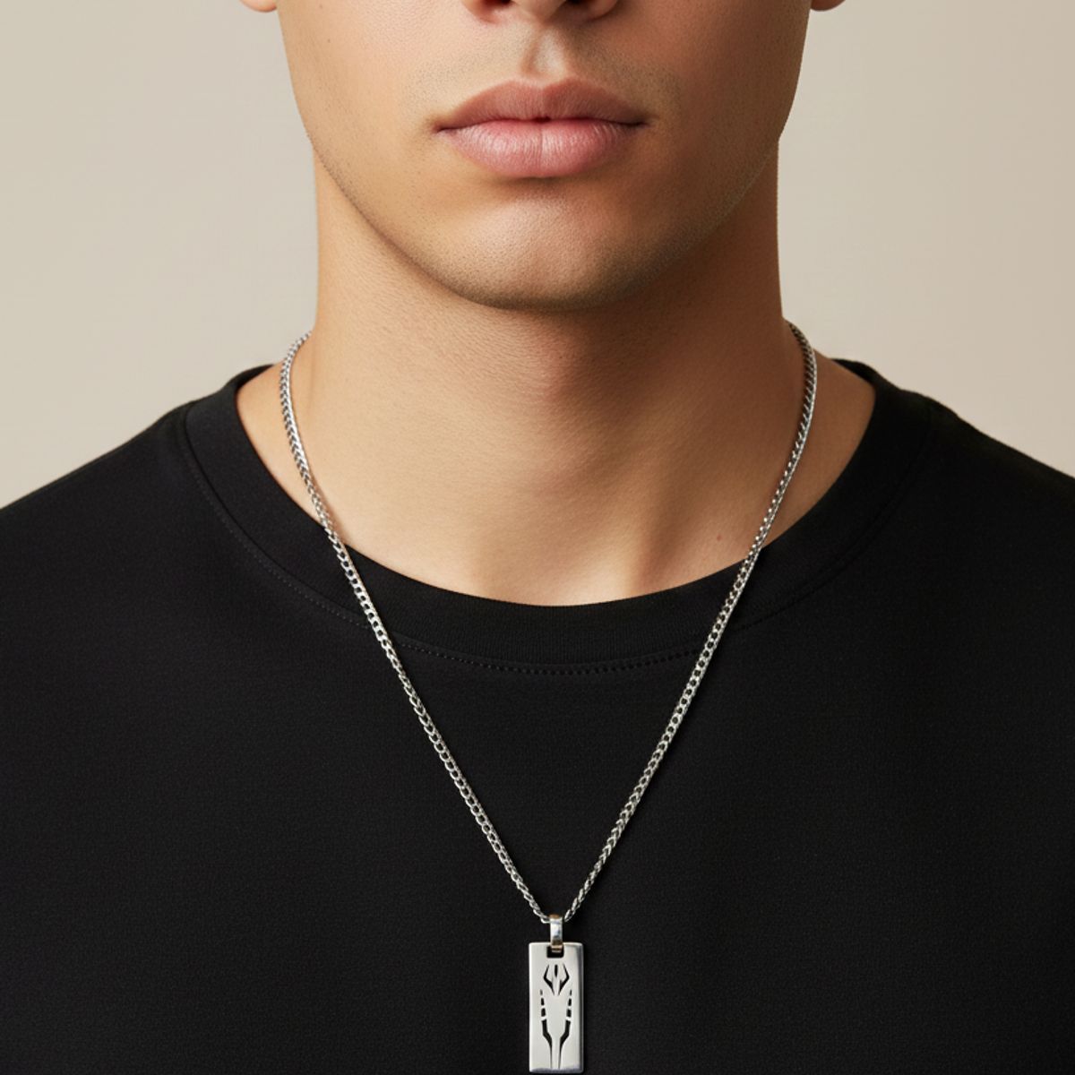 GENERICO - Collar Rectángulo Plateado Sukuna Jujutsu Kaisen