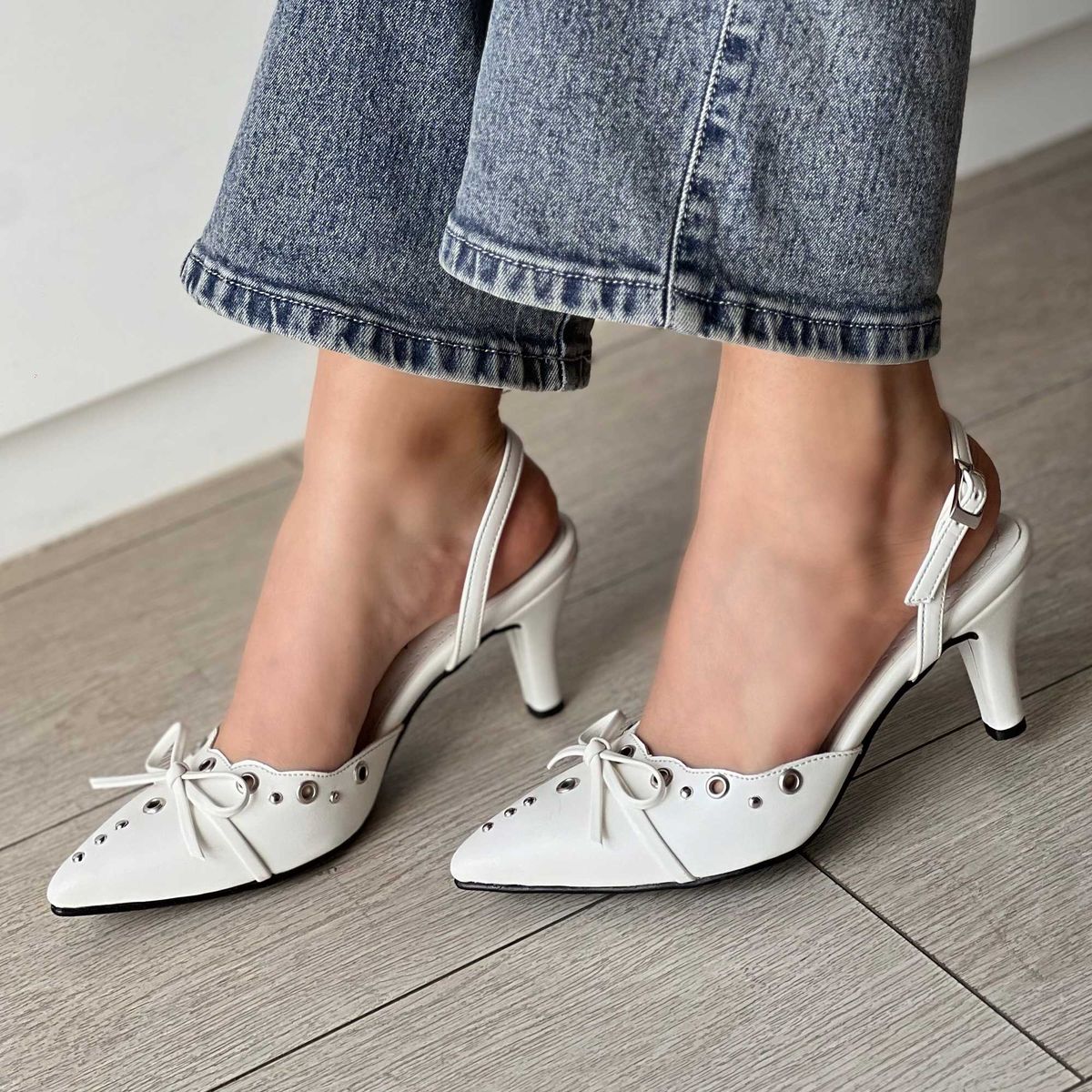 GENERICO - ESTILETO TENDENCIA BELLA BLANCO TACO 7