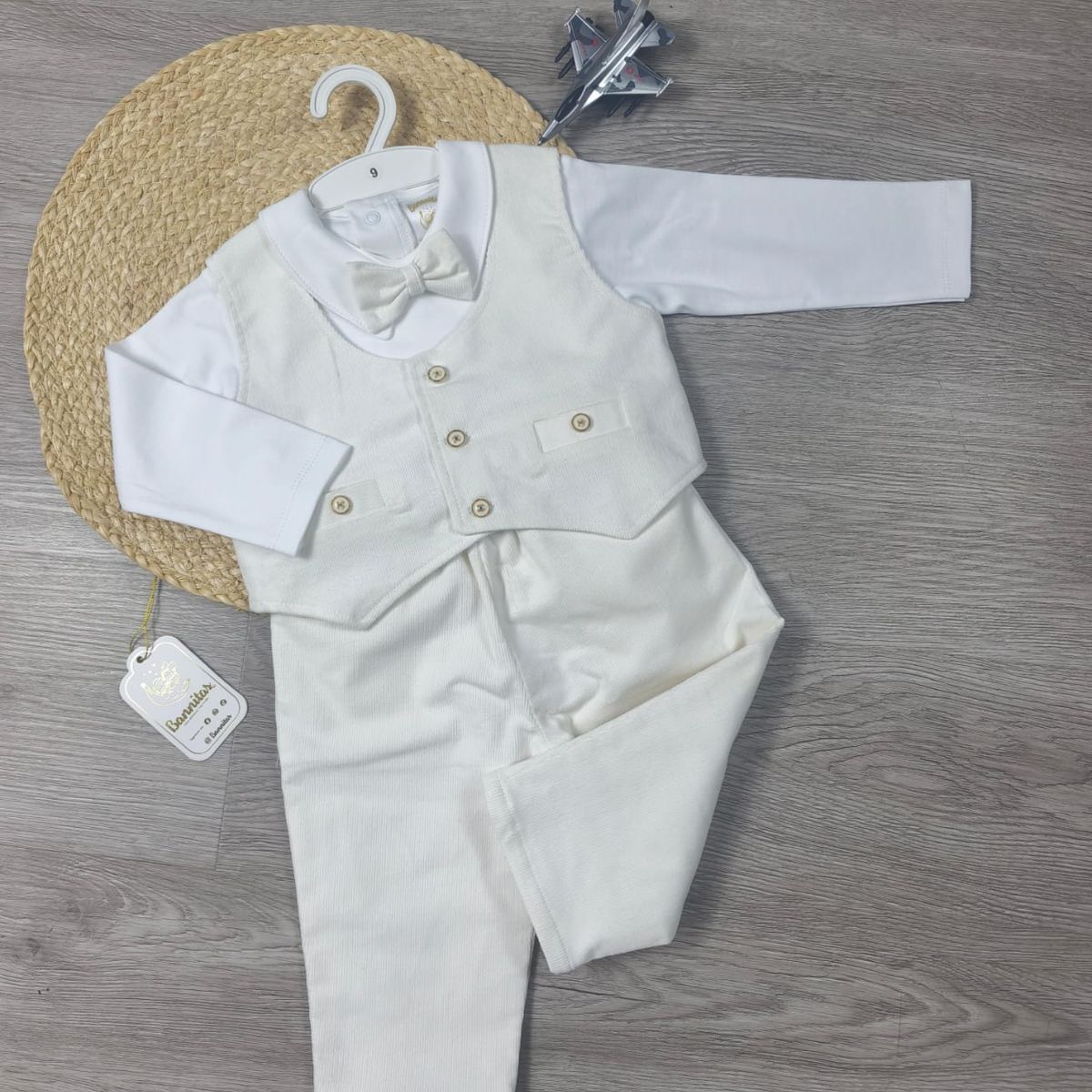 BANNITAS - Terno de niño DANIEL marfil