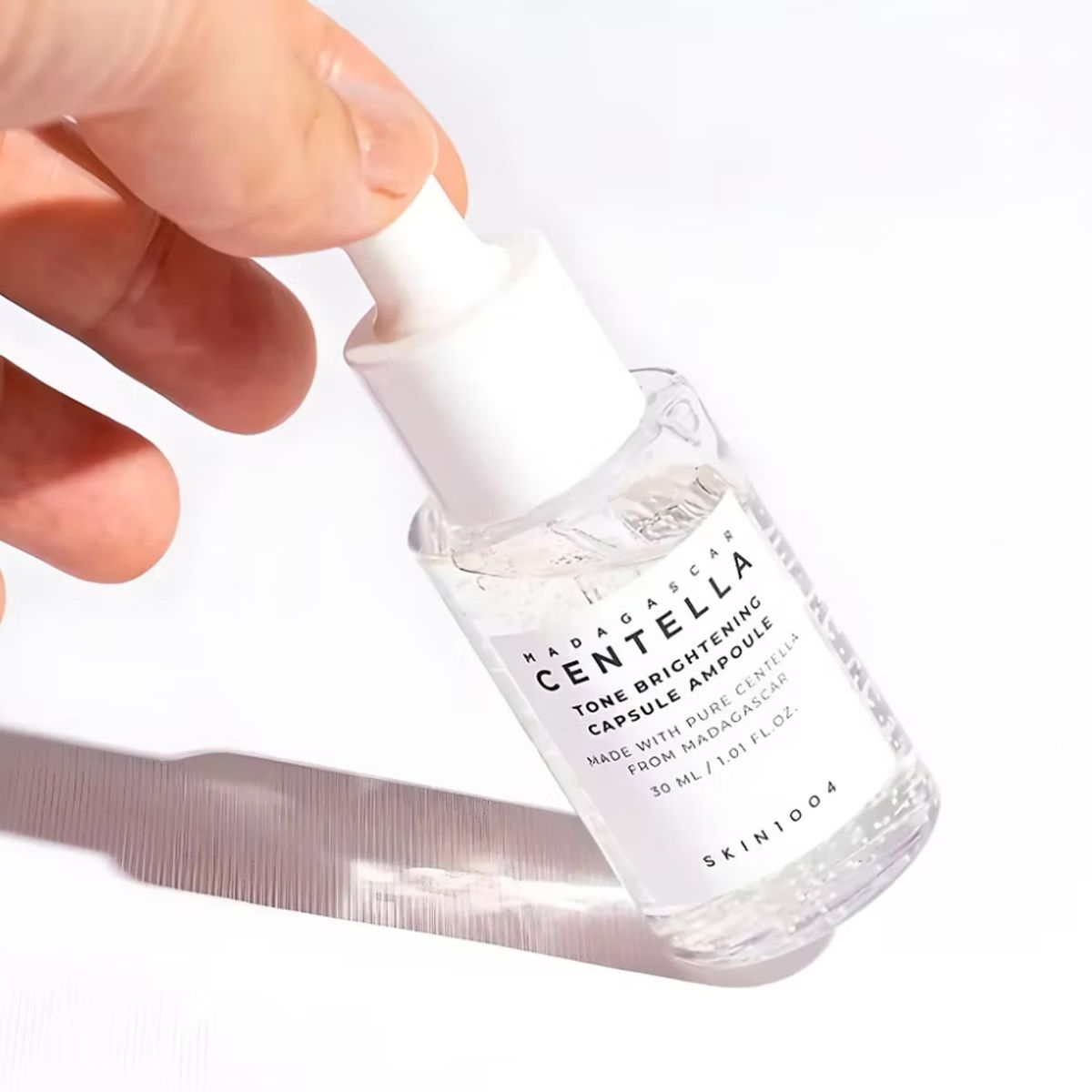 SKIN1004 - Madagascar Centella Tone Brightening Capsule Ampoule 30ml