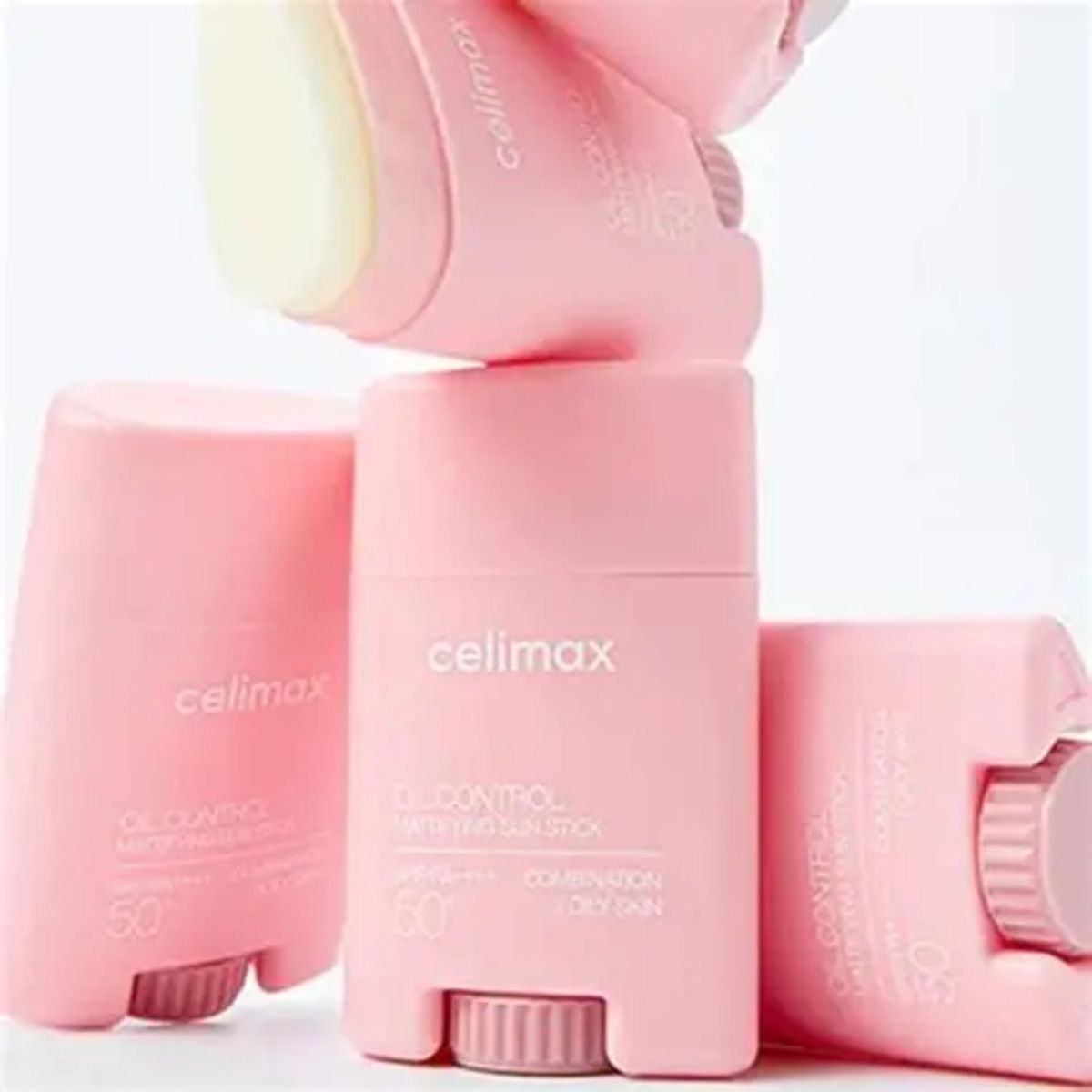 GENERICO - CELIMAX OIL CONTROL MATTIFYING SUN STICK SPF50+ PA++++