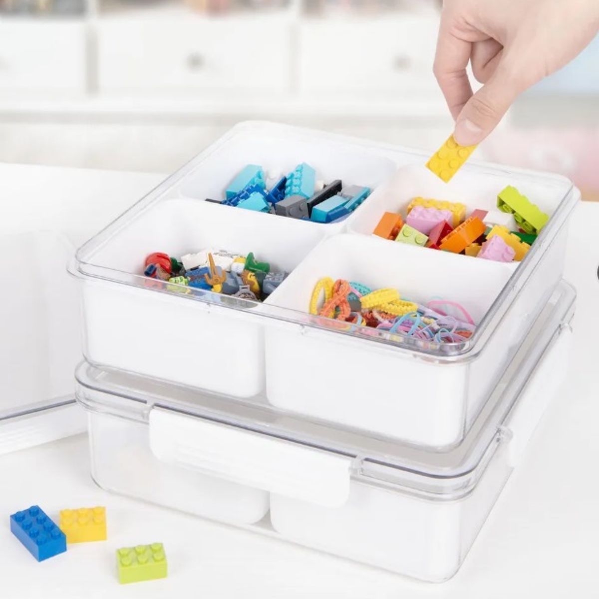 GENERICO - Bandeja 4 Divisiones Cuadrada con Tapa Plástico 750 ml