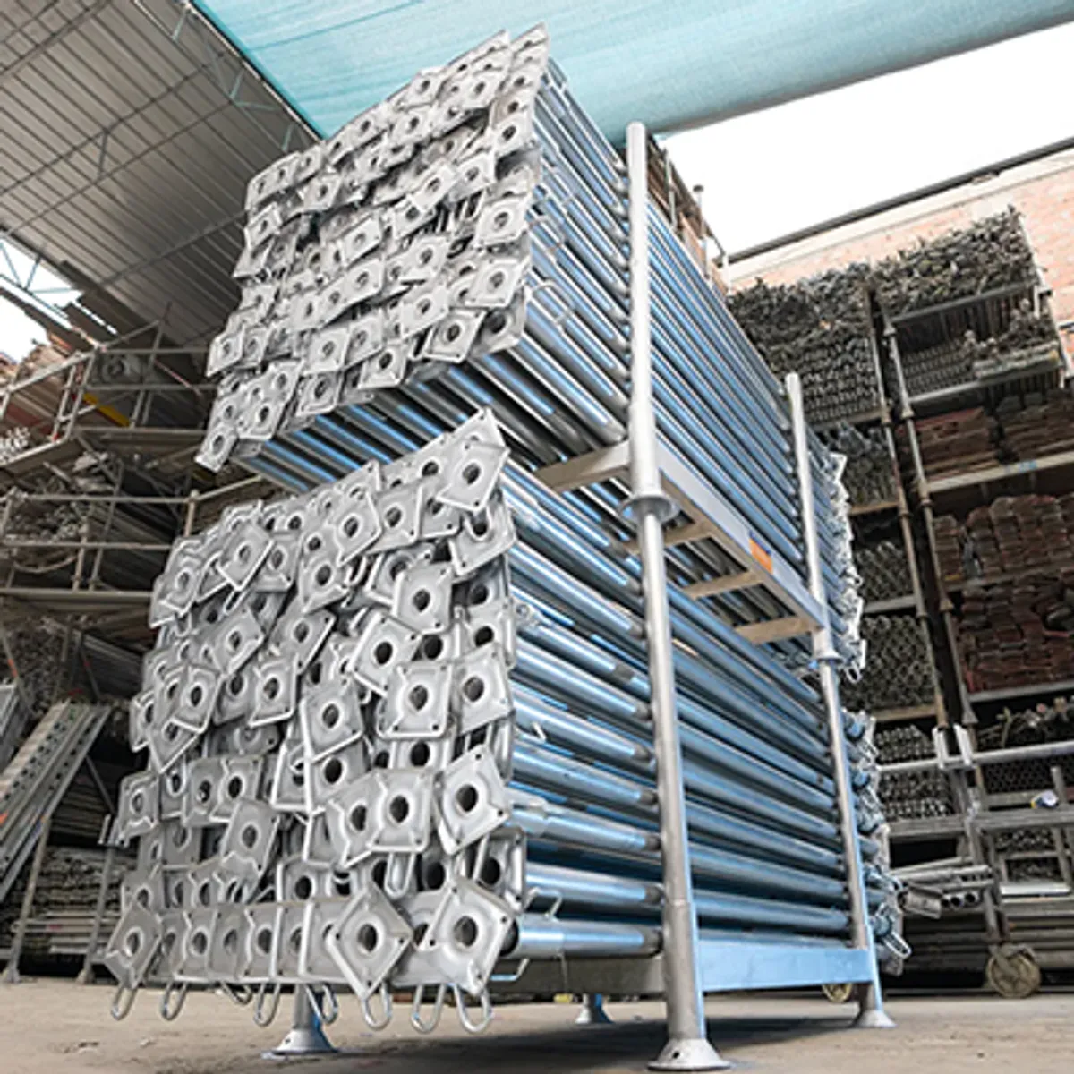 GN - PUNTAL  2.2 - 4.0 M UNIDAD (PIE DERECHO)