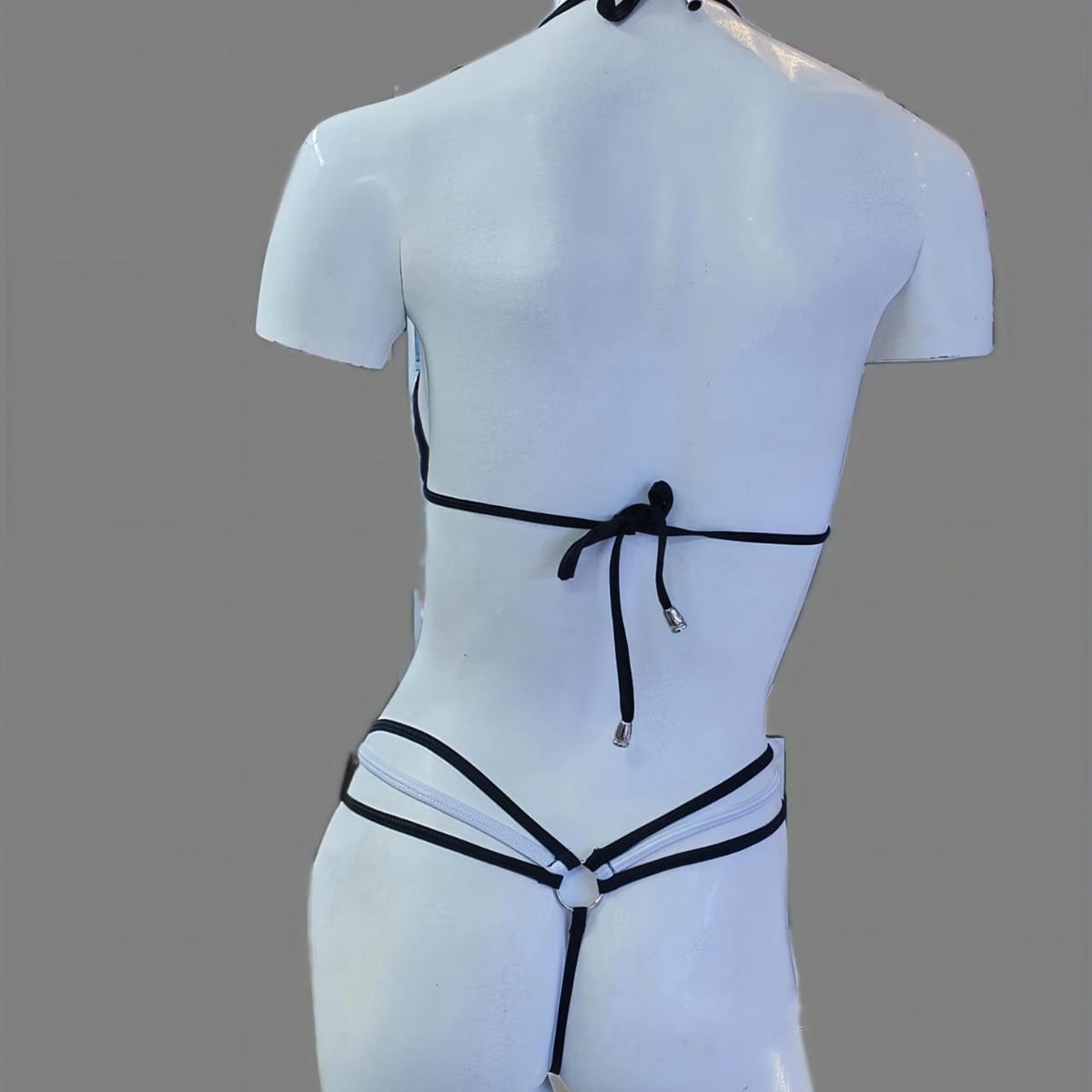 GENERICO - Conjunto para Baile 2Pzas Bra NEGRO tiras blancas Talla SM Hilo NEGRO Microfibra DEALCOBA