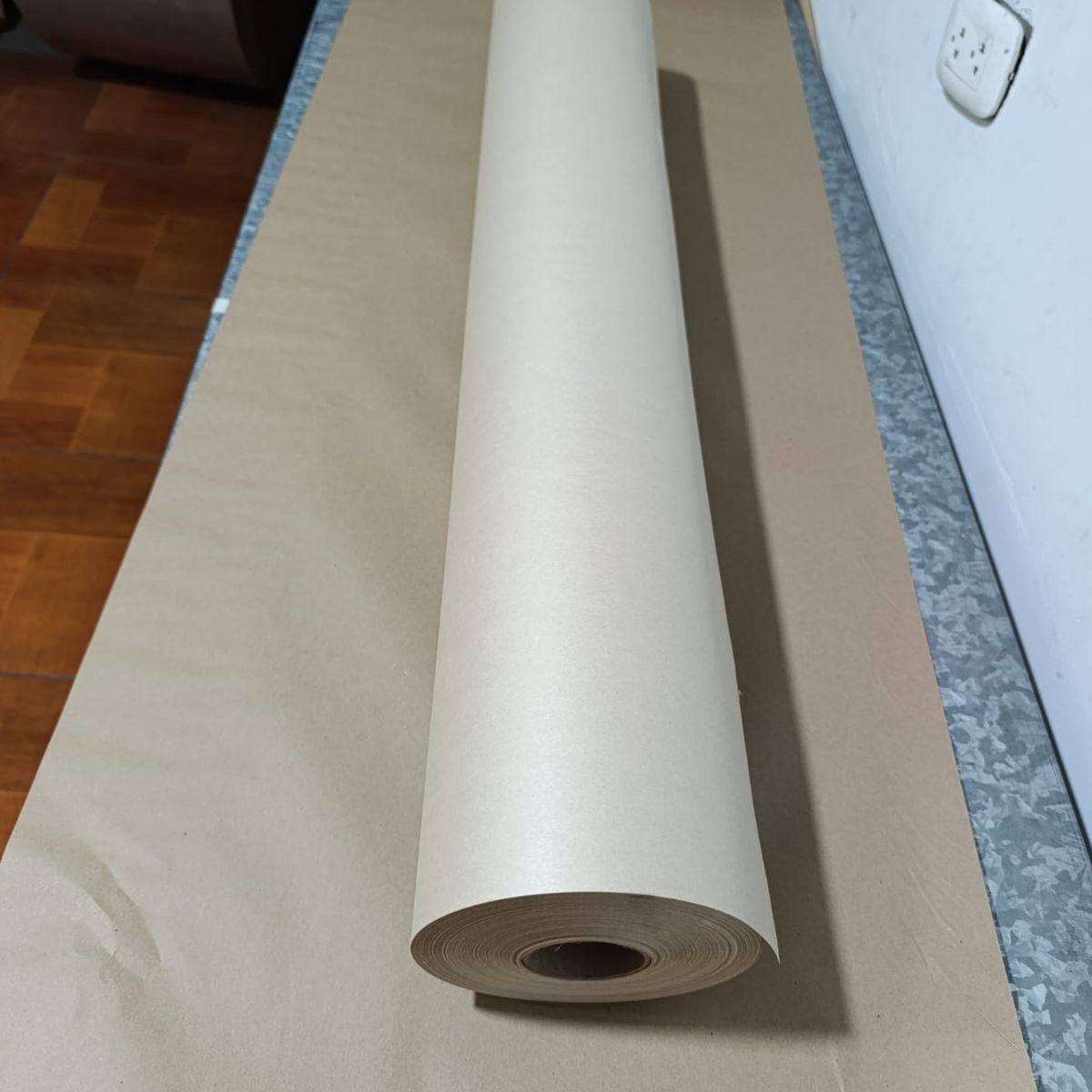 GENERICO - Rollo papel kraft 50g 90cm de ancho x 200 metros de largo