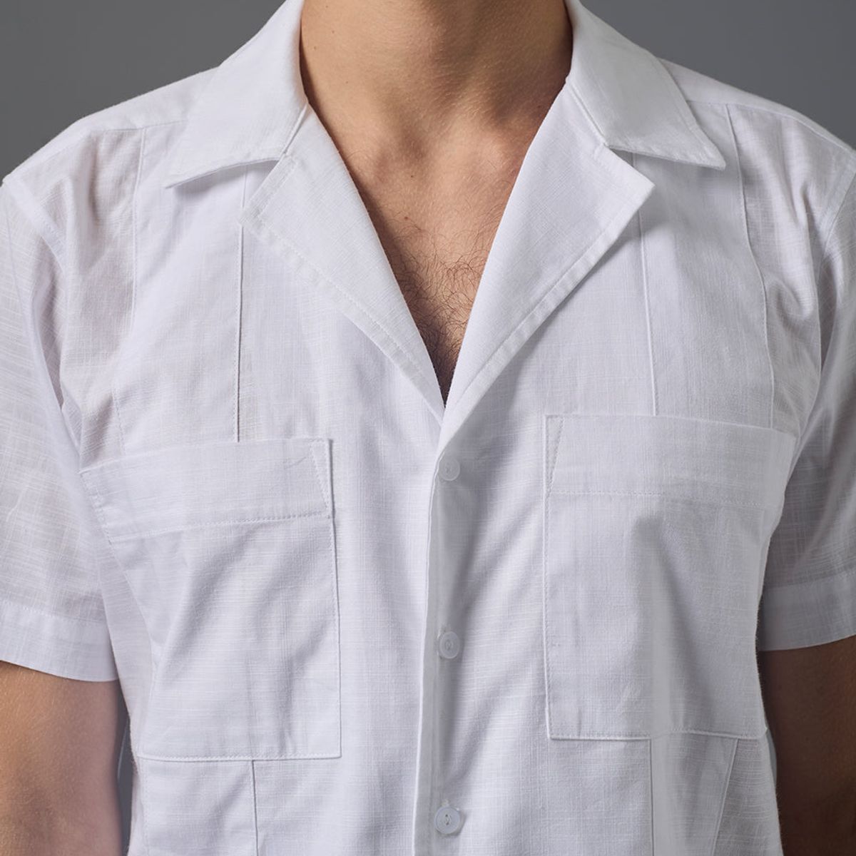 MBO - Camisa para Hombre Manga Corta Look Lino Cuello Resort Guayabera Classic Fit MBO