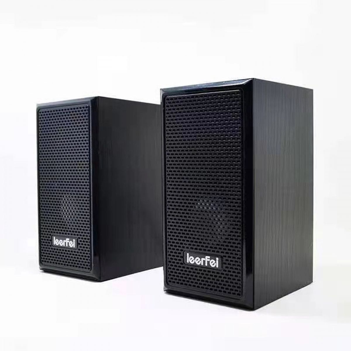 SEISA - Parlantes para PC con Control de Volumen LEERFEI - 6W MADERA