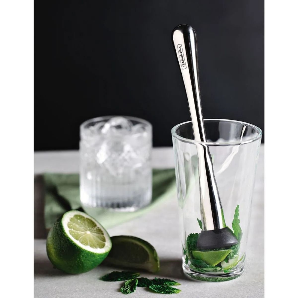 TRAMONTINA - Triturador de Hielo y Frutas de Acero Inoxidable 22.4 cm – 10275005