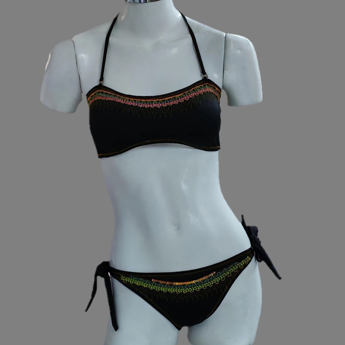 GENERICO - Ropa de Baño BAñador BIKINI 2 PZAS Top Strapels Y bikiny Negro Bordado a mano Talla ML DEALCOBA