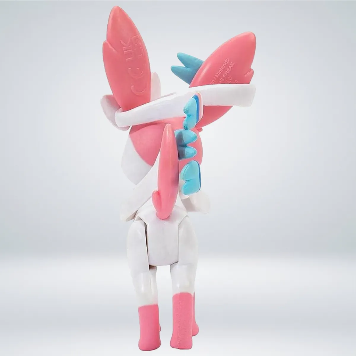 JAZWARES - FIGURA POKEMON BATTLE - SYLVEON
