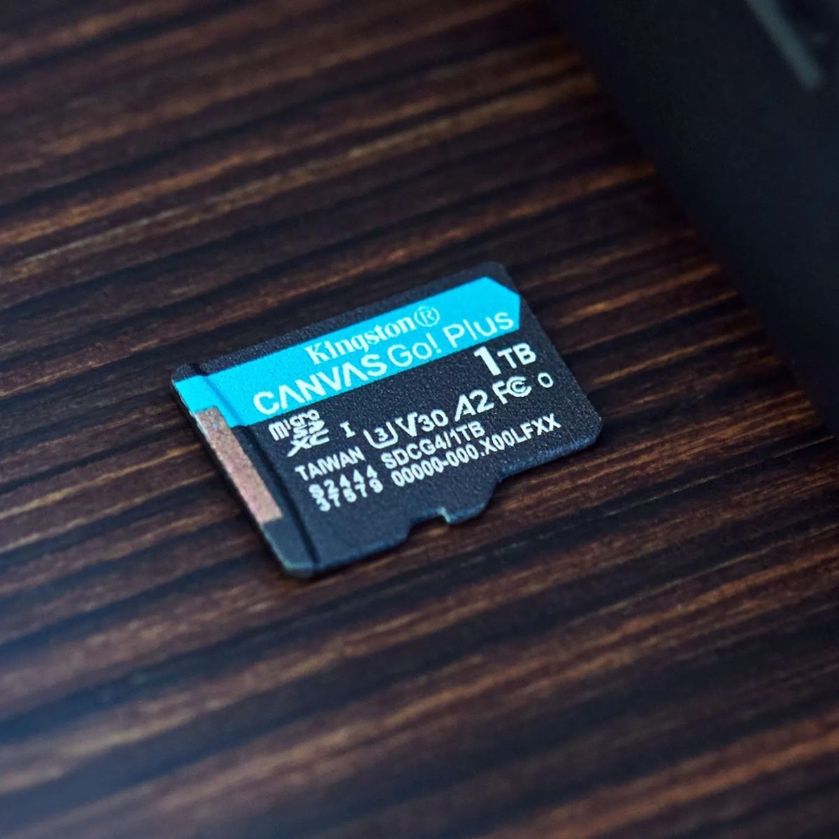 KINGSTON - MicroSD Kingston Canvas Go Plus 1 TB 200 MBPS 4 GEN