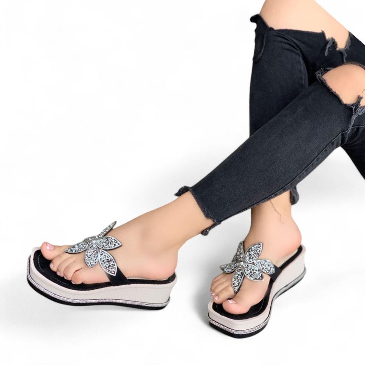 GENERICO - Sandalia Mujer 1431L-48 Flor Plataforma 5 Color Negro