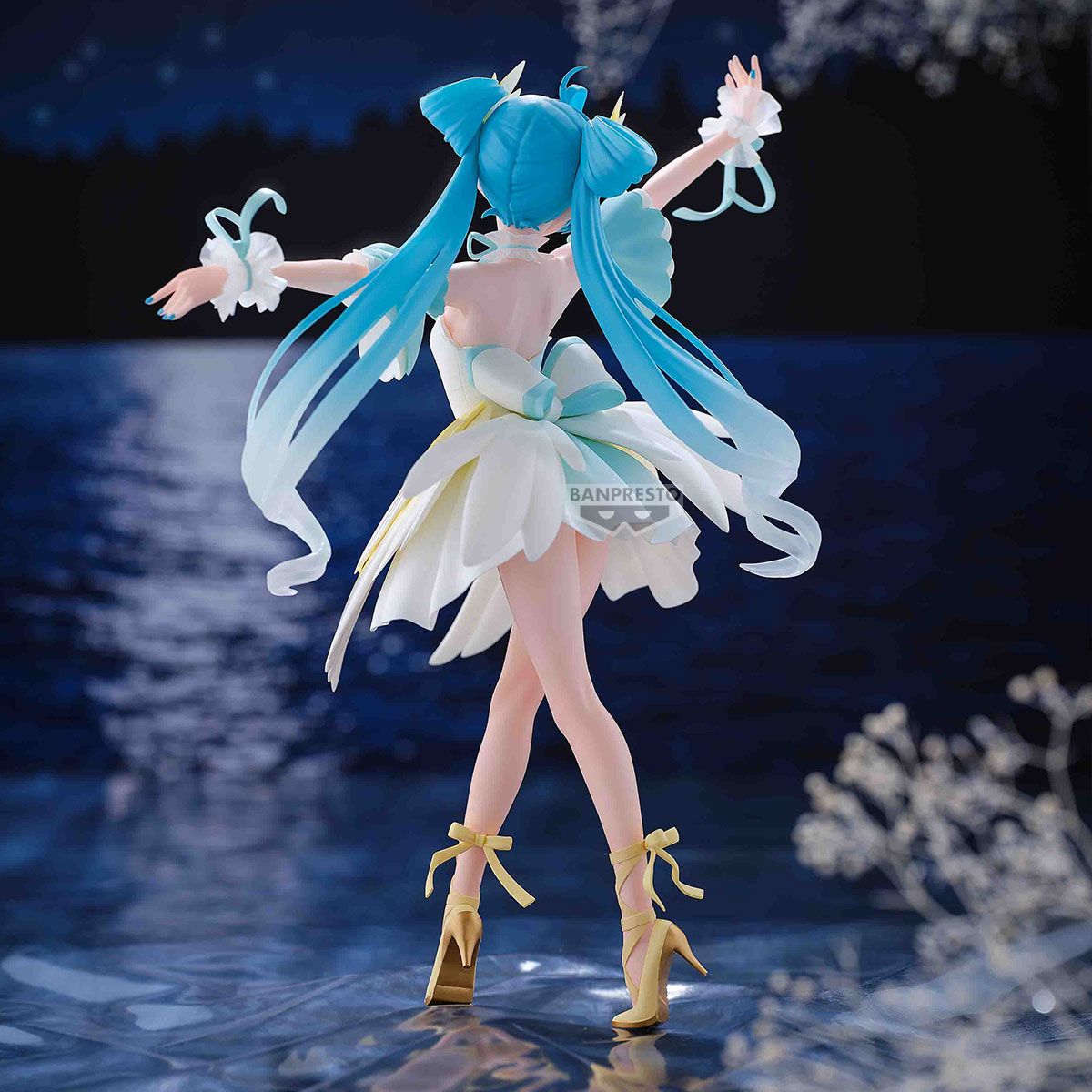 BANPRESTO - FIGURA COLECCIONABLE BANDAI DE HATSUNE MIKU EVOLVE TUNING SWAN LAKE