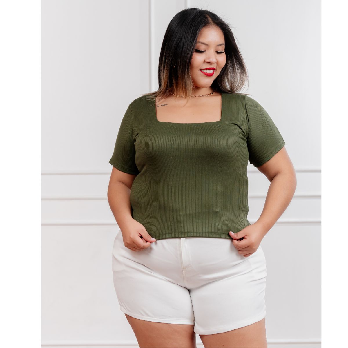 GENERICO - Polo basico Cuello Cuadrado de viscosa acanalada