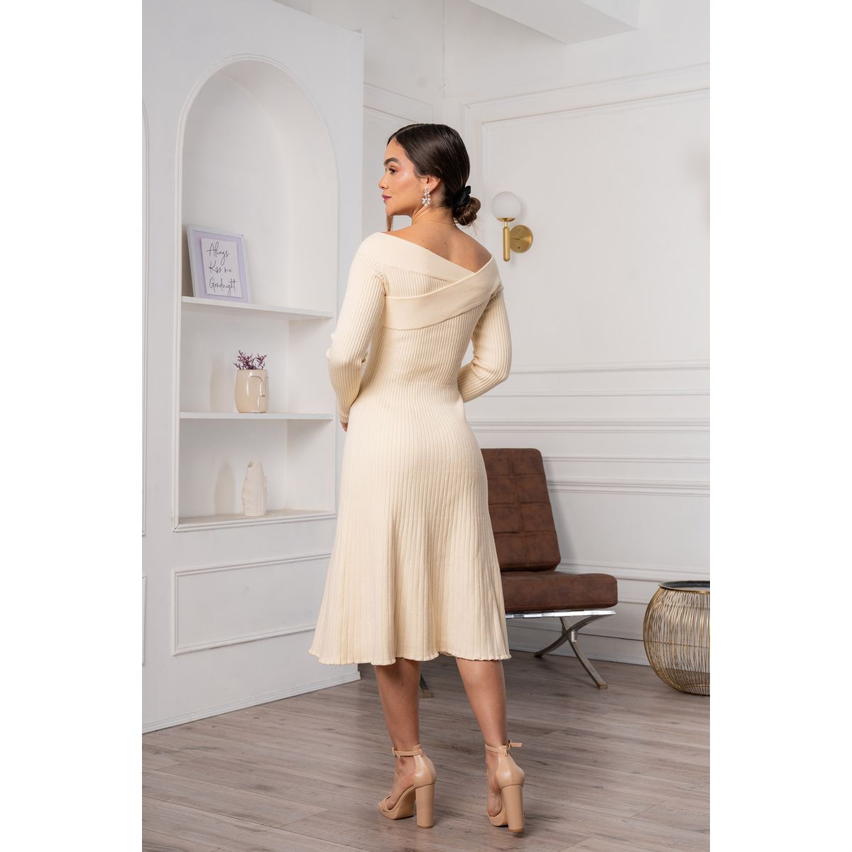 ARMA TU LOOK - VESTIDO SABRINA OFF SHOULDER DE CASHMERE