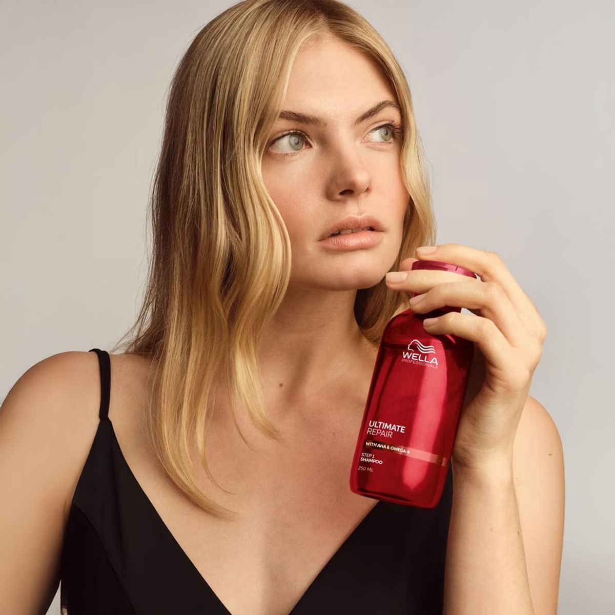 WELLA - Ultimate Repair Shampoo 250 ml