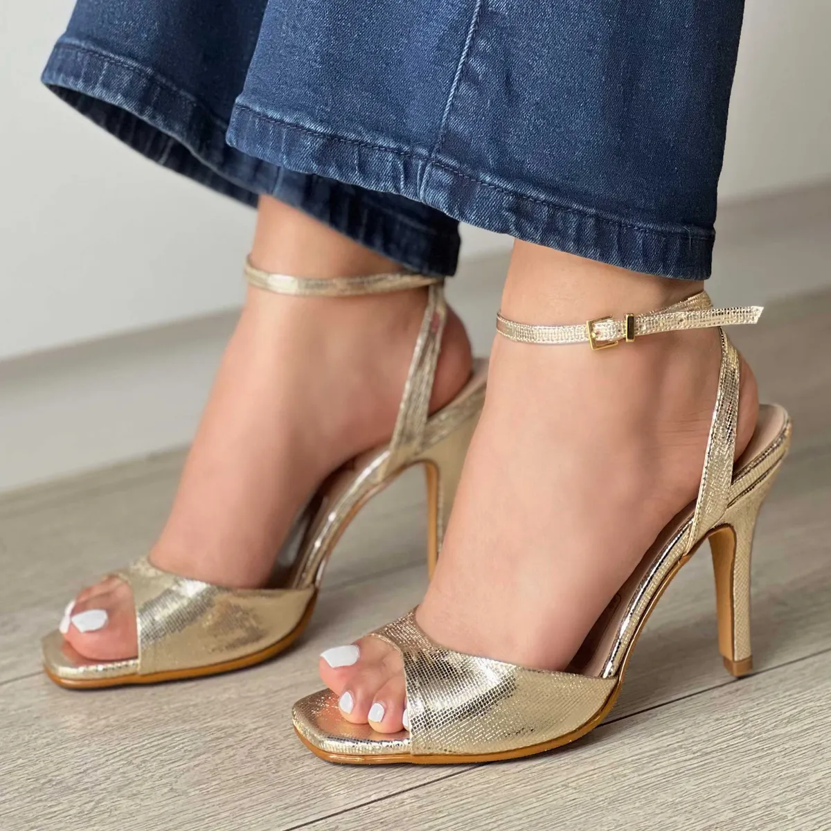 GENERICO - ZAPATOS DE FIESTA DORADO AYLYN PARA MUJER