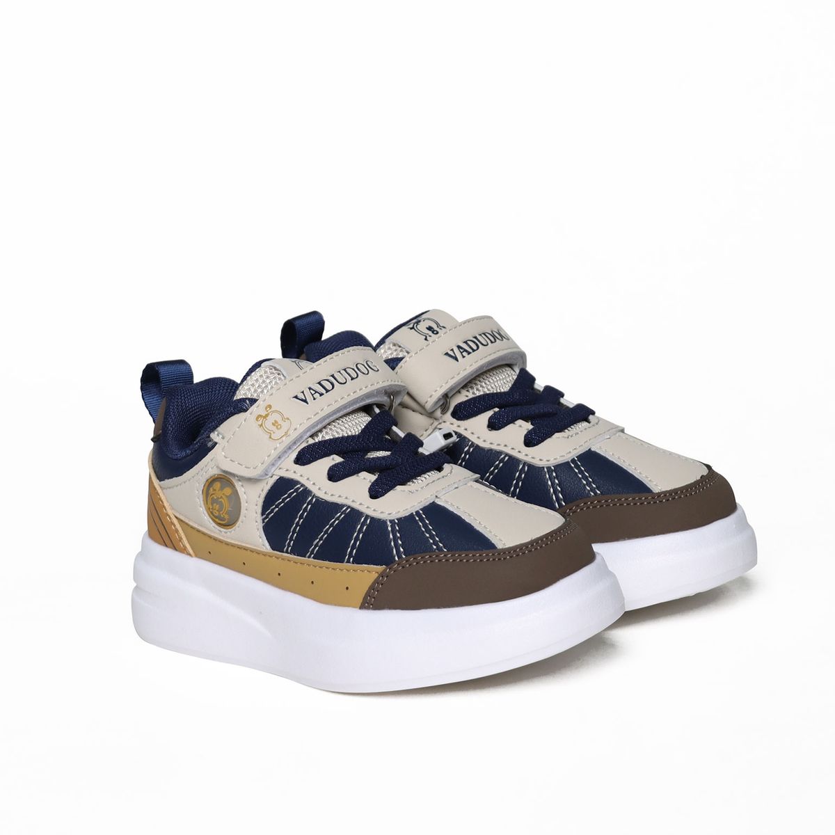 VADY - Zapatillas Urbana Vady para Niño Luces Led Recargable 458B1